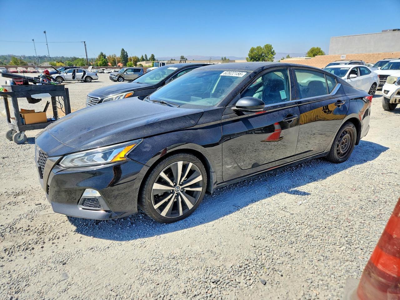 2020 Nissan Altima, SR