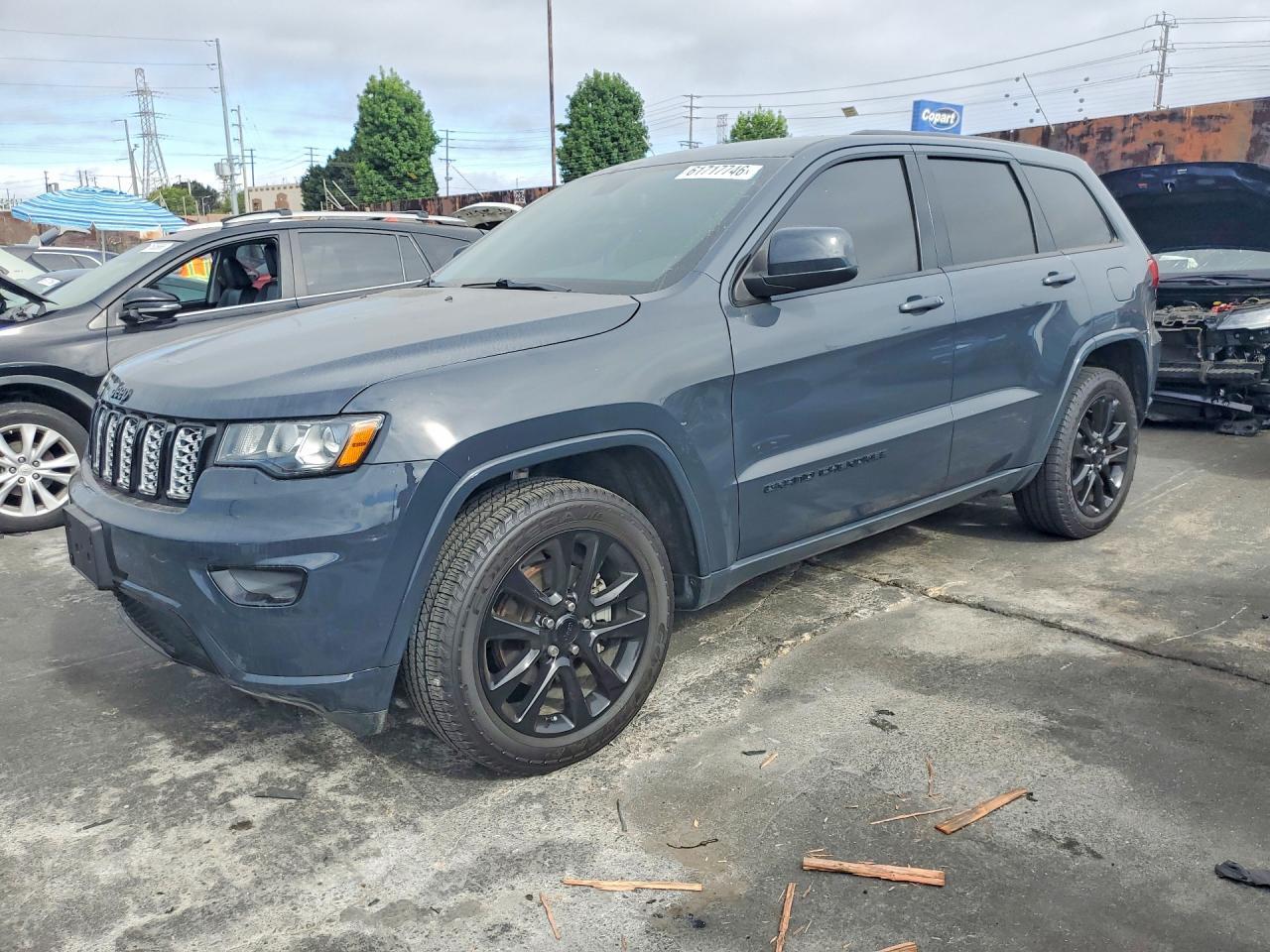 2017 Jeep Grand Cherokee, Laredo