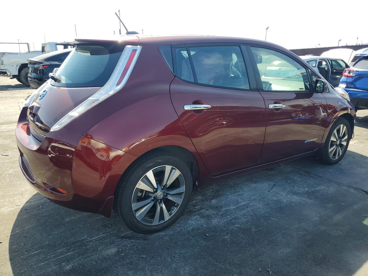 2016 Nissan Leaf, SL