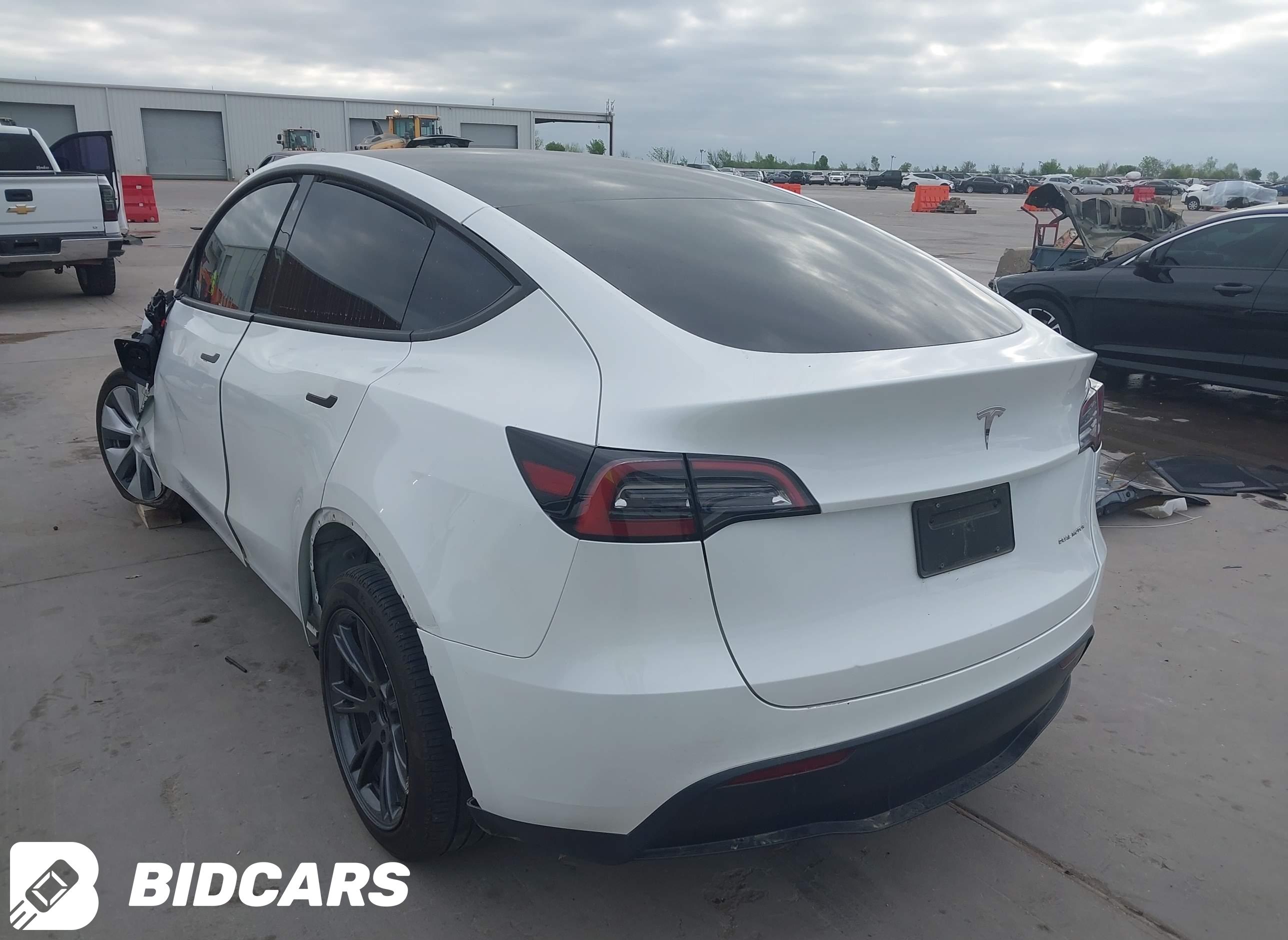 2023 Tesla Model Y, Awd/Long...