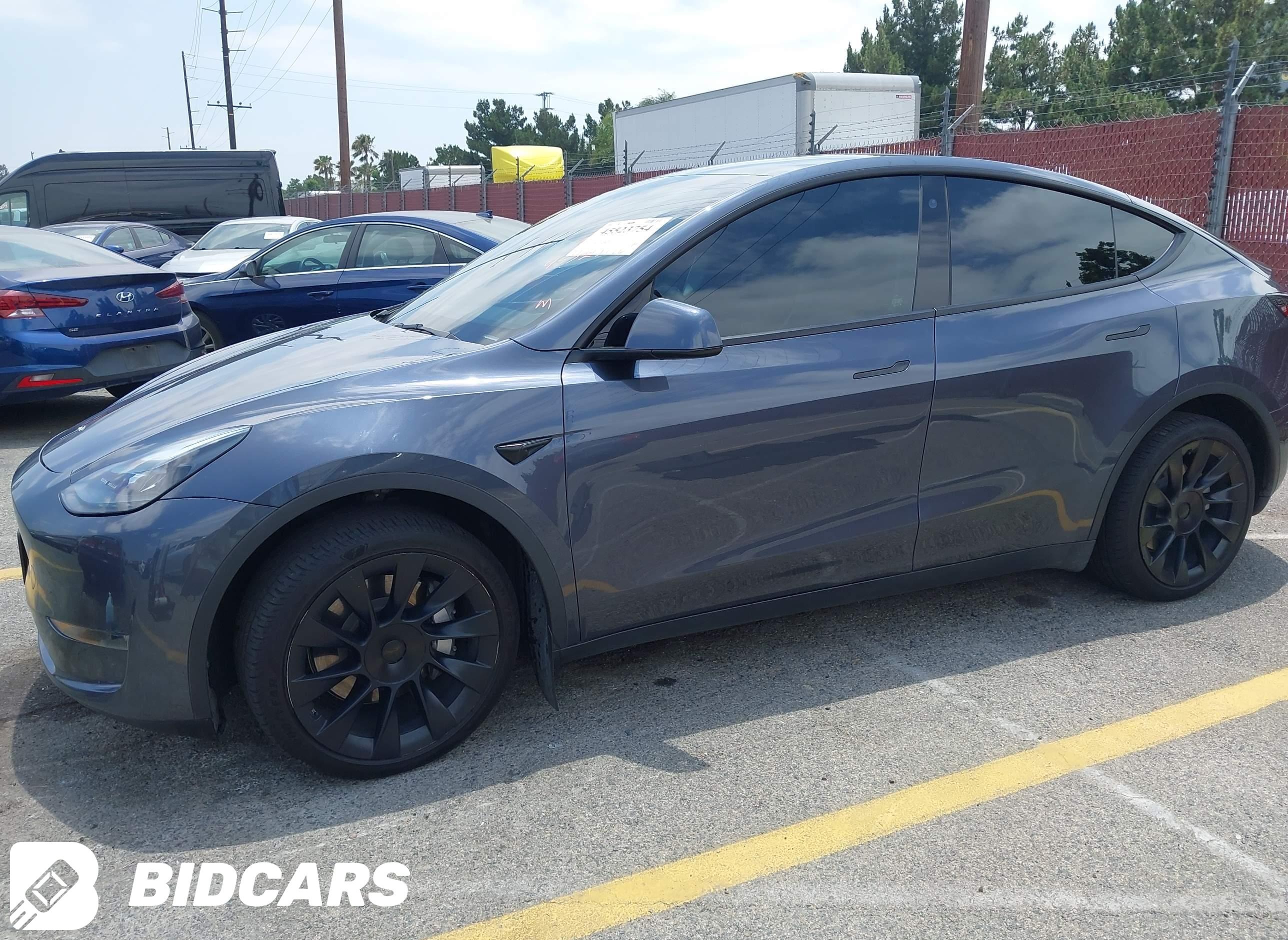 2022 Tesla Model Y, Long Rang...