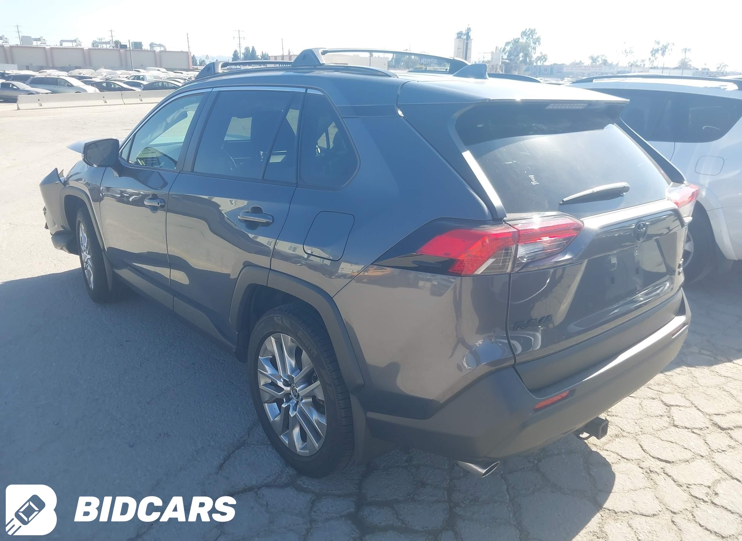 2020 Toyota RAV4, Xle Premium