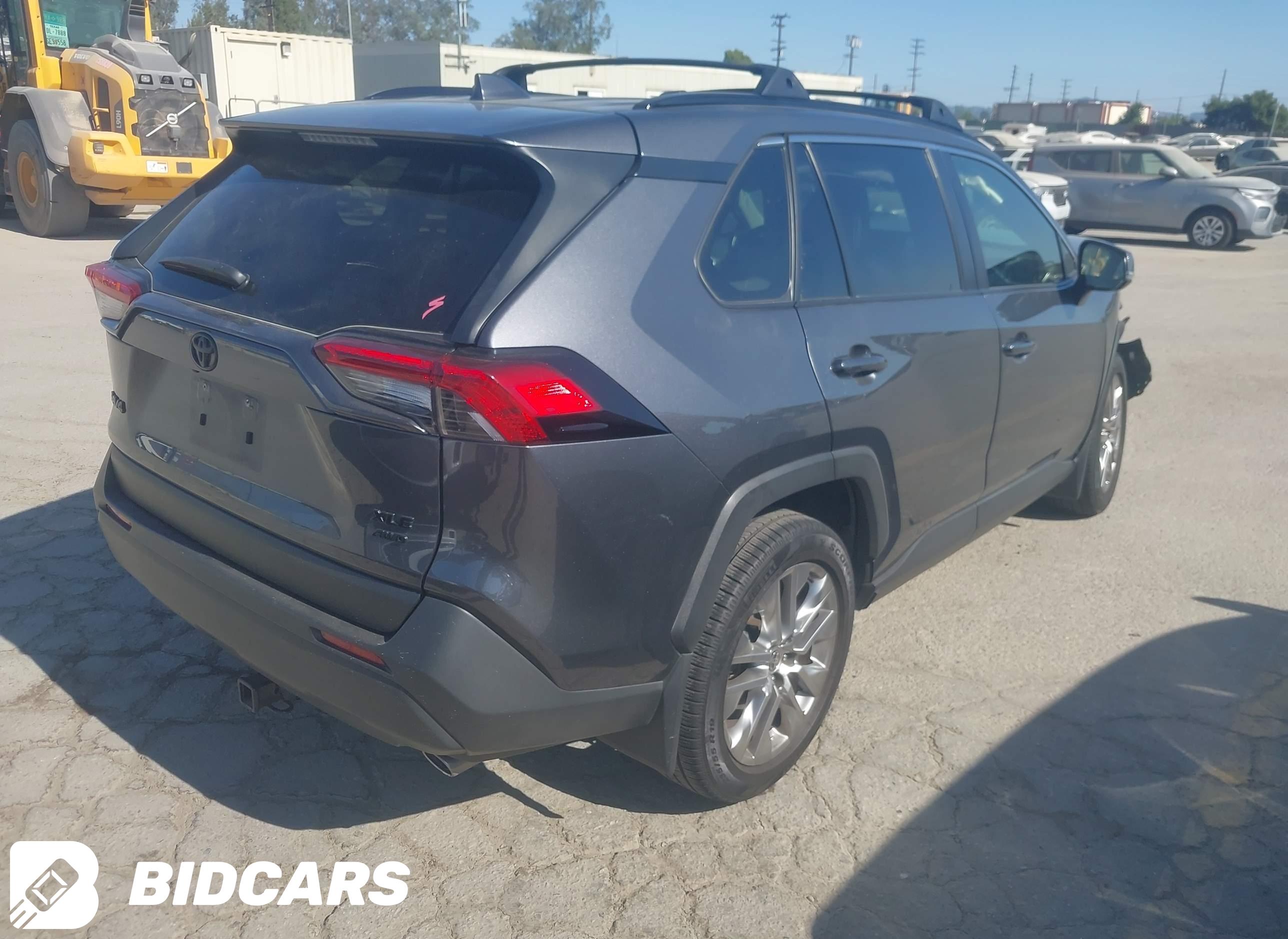 2020 Toyota RAV4, Xle Premium