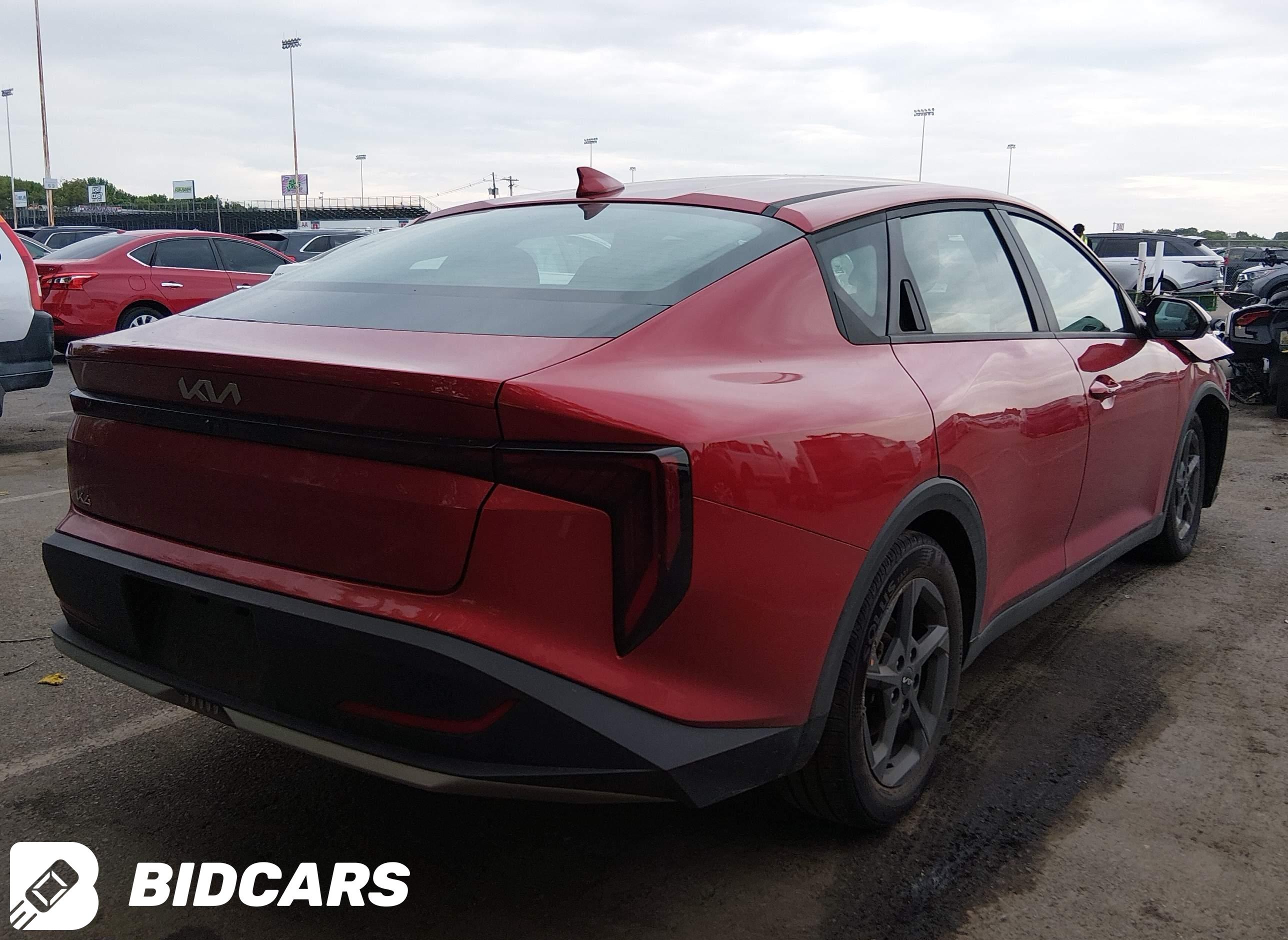 2025 KIA K4, Lxs
