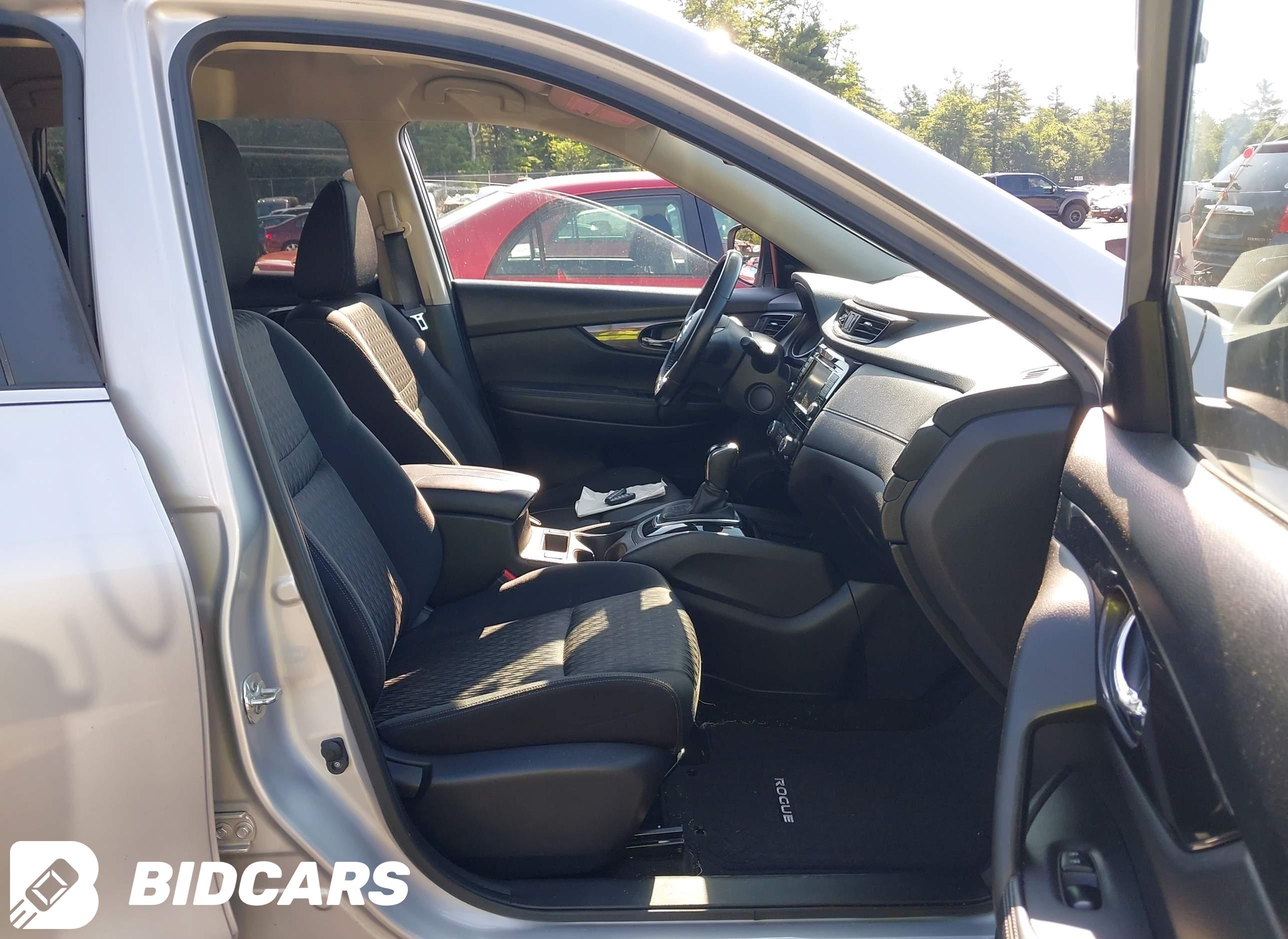 2018 Nissan Rogue, SV