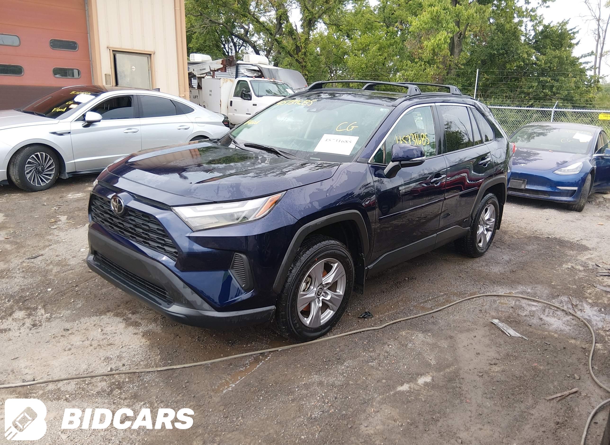 2025 Toyota RAV4, Hybrid Xle