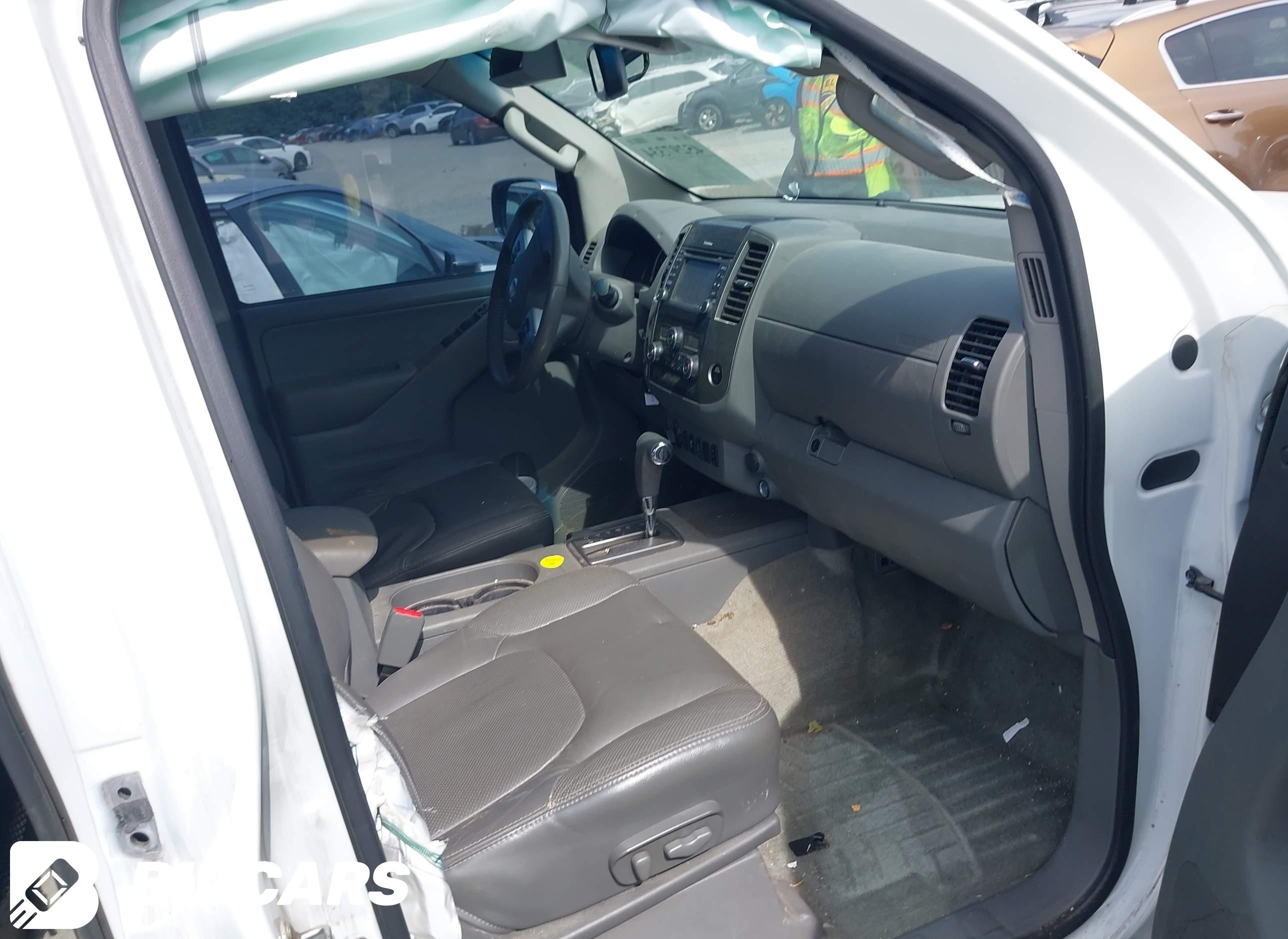 2016 Nissan Frontier, SL