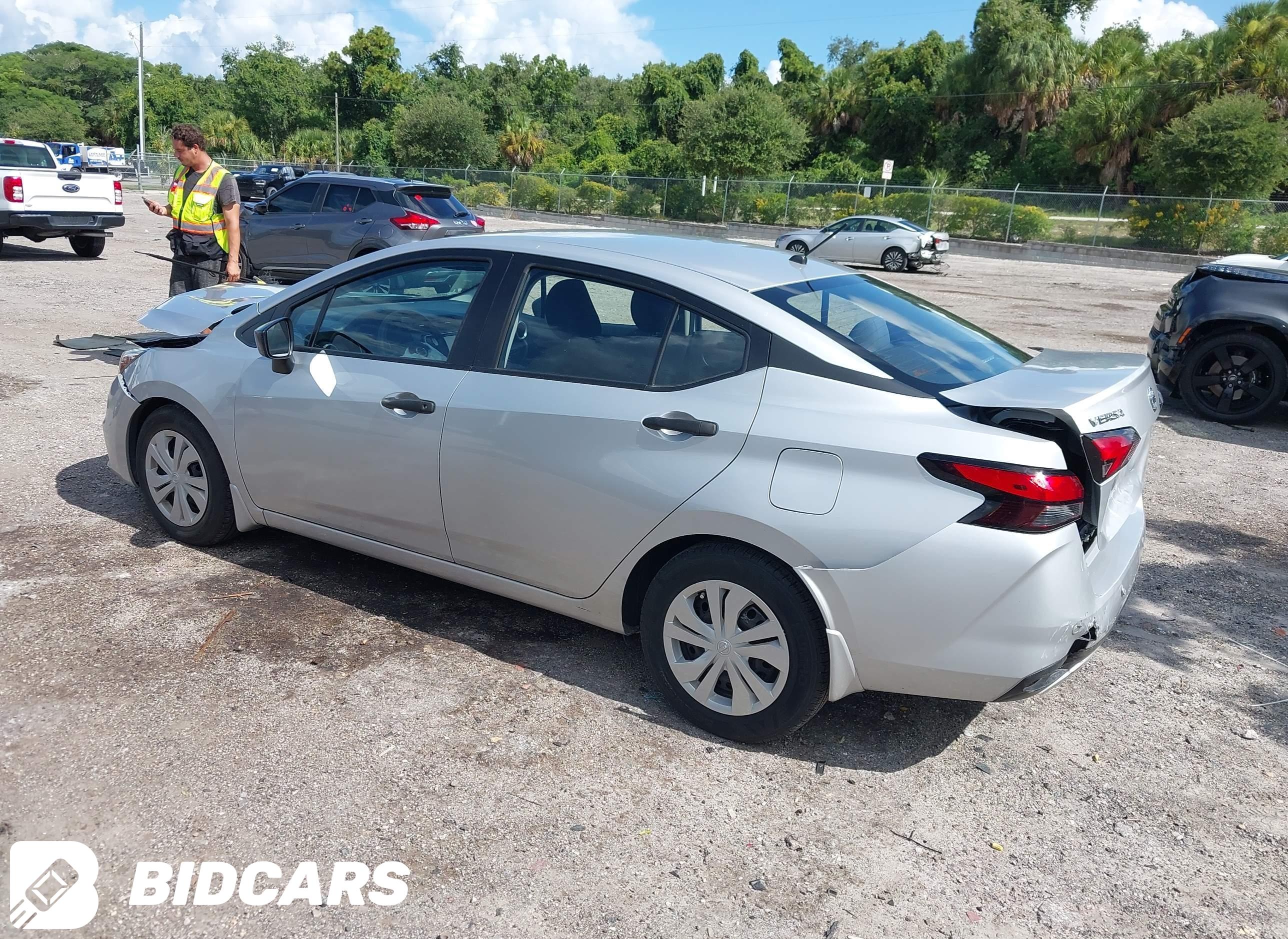2020 Nissan Versa, S Xtronic Cvt