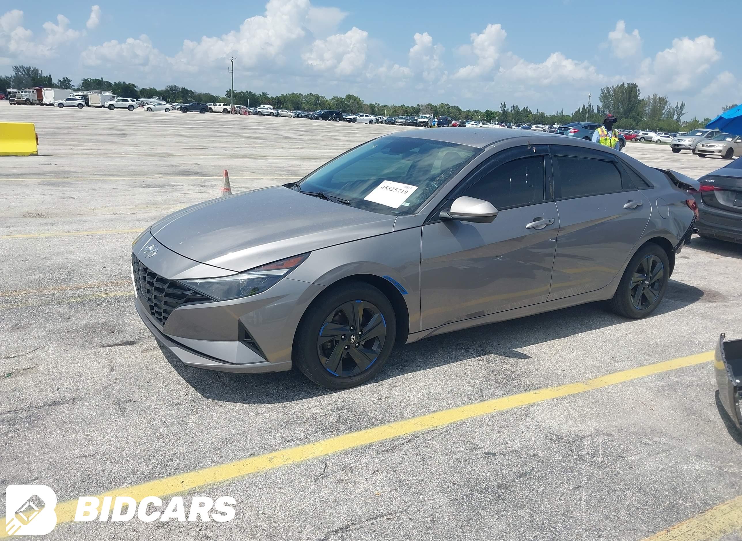 2022 Hyundai Elantra, Sel