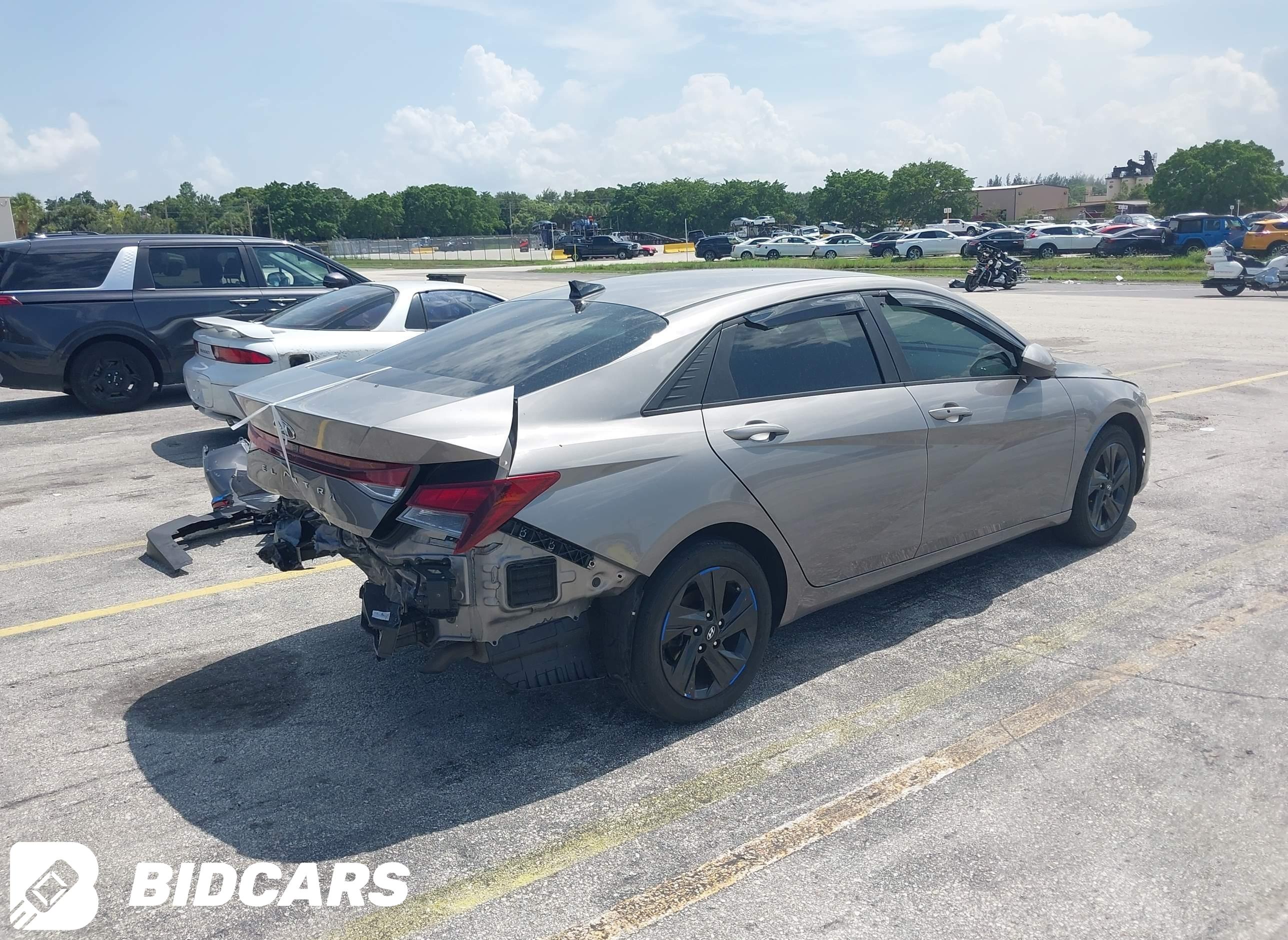 2022 Hyundai Elantra, Sel