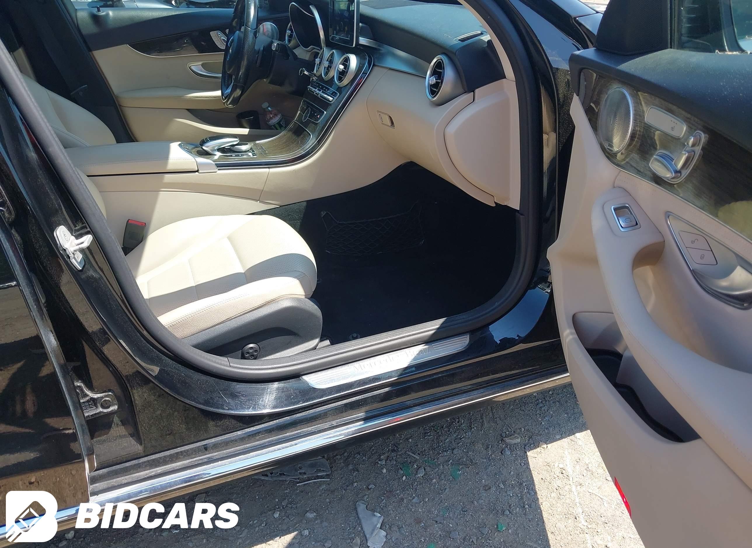 2015 Mercedes-Benz C 300, 4Matic