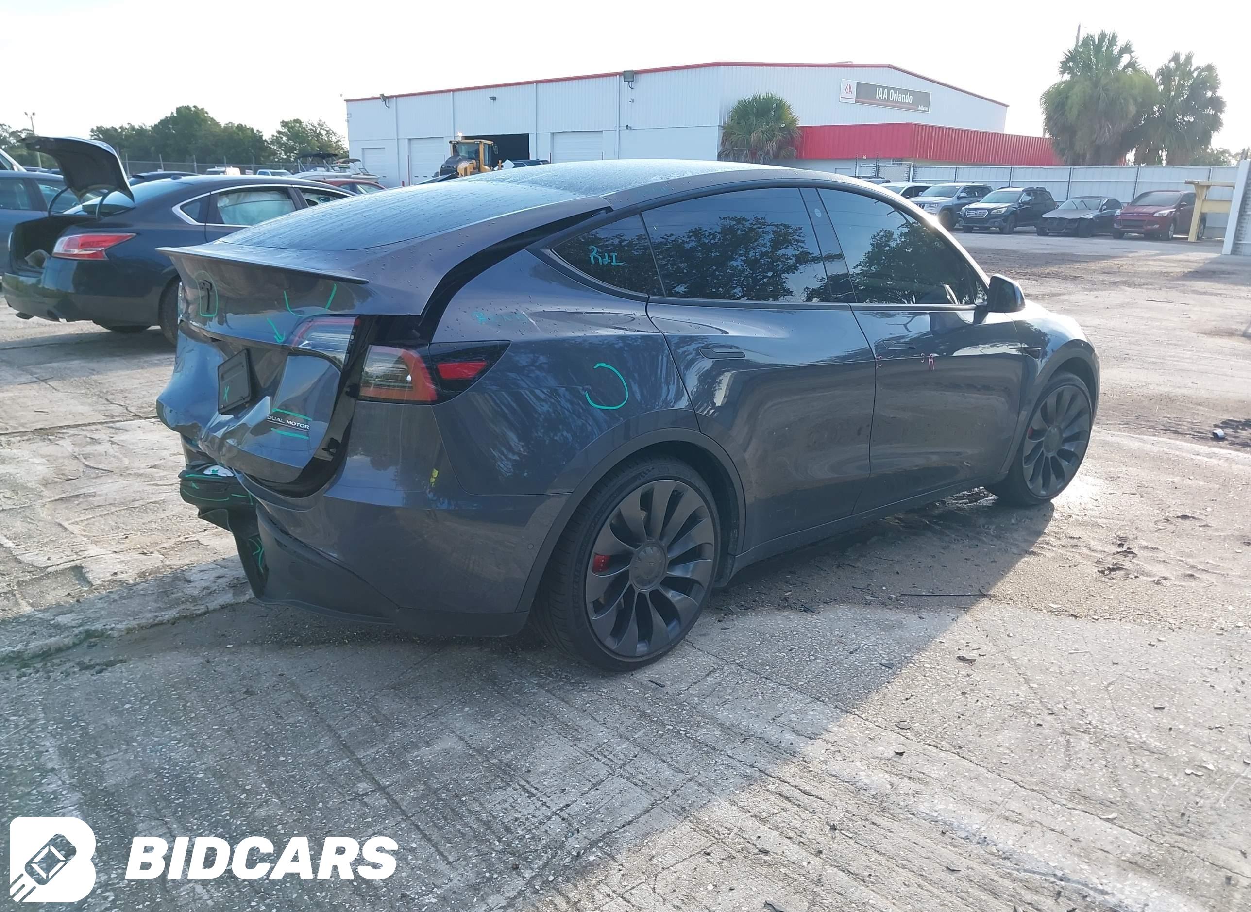 2022 Tesla Model Y, Performan...