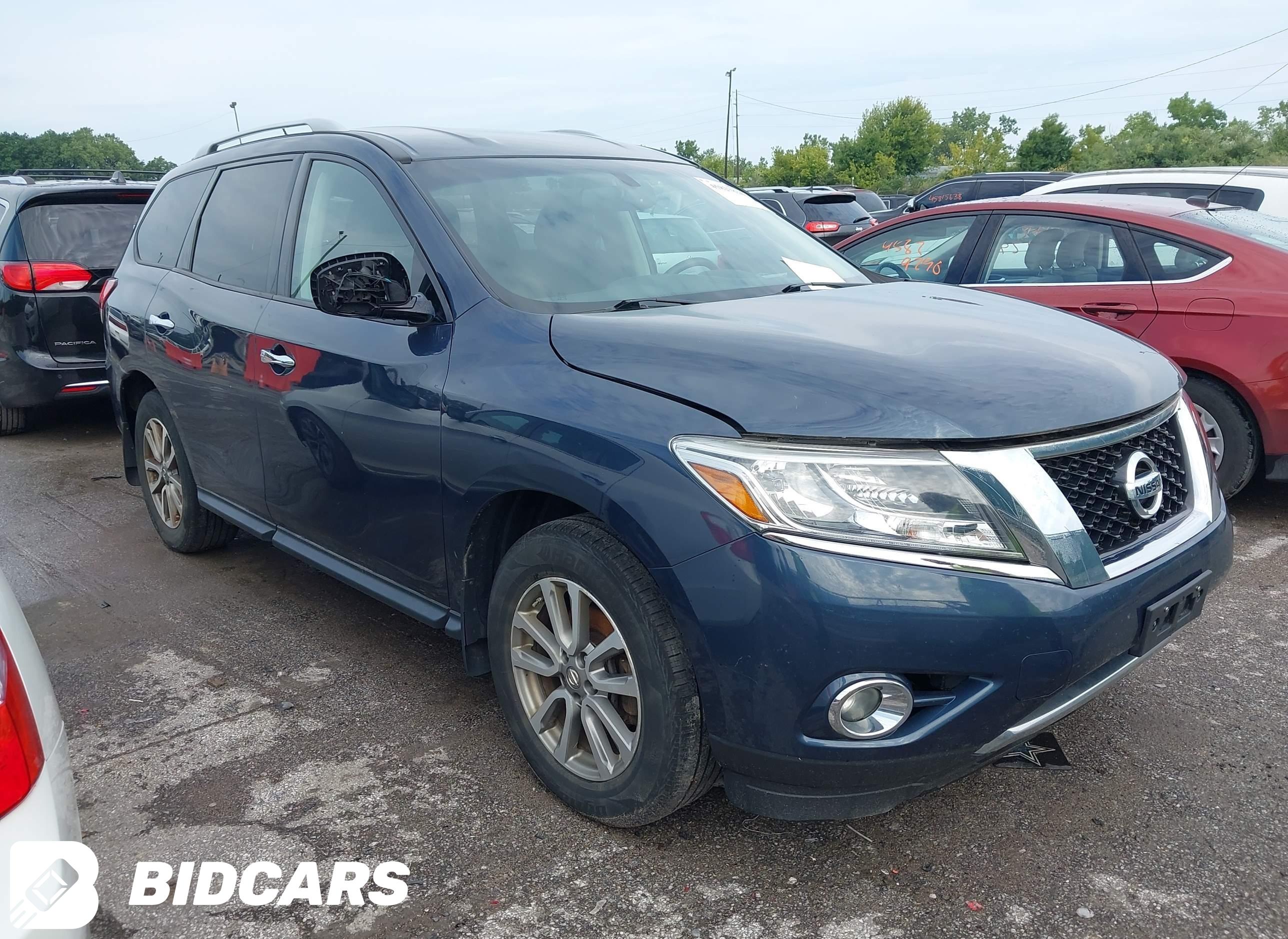 2016 Nissan Pathfinder, SV