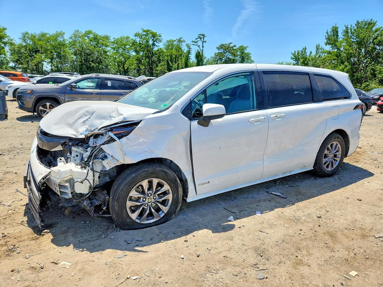 2021 Toyota Sienna, LE