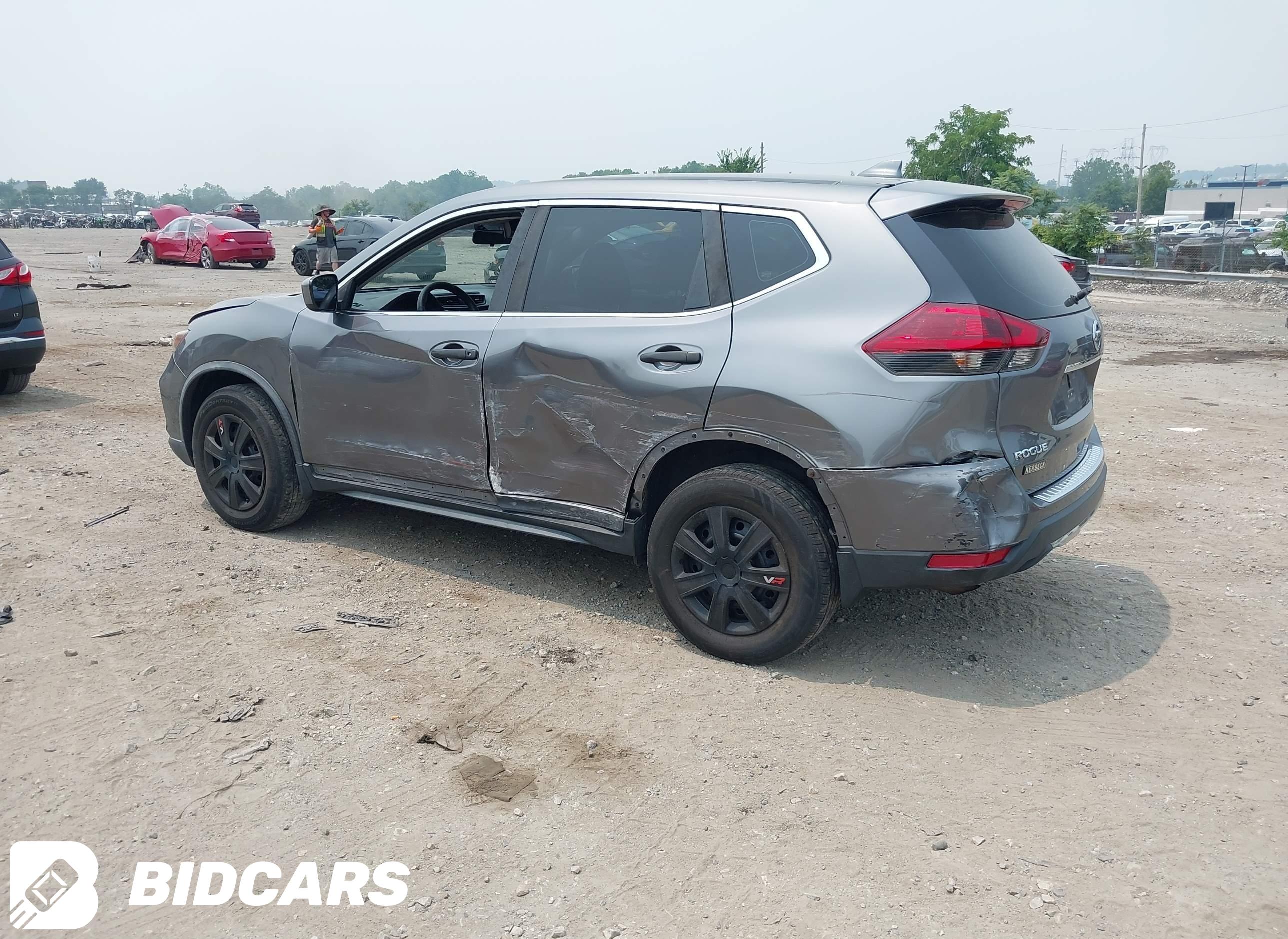 2018 Nissan Rogue, S