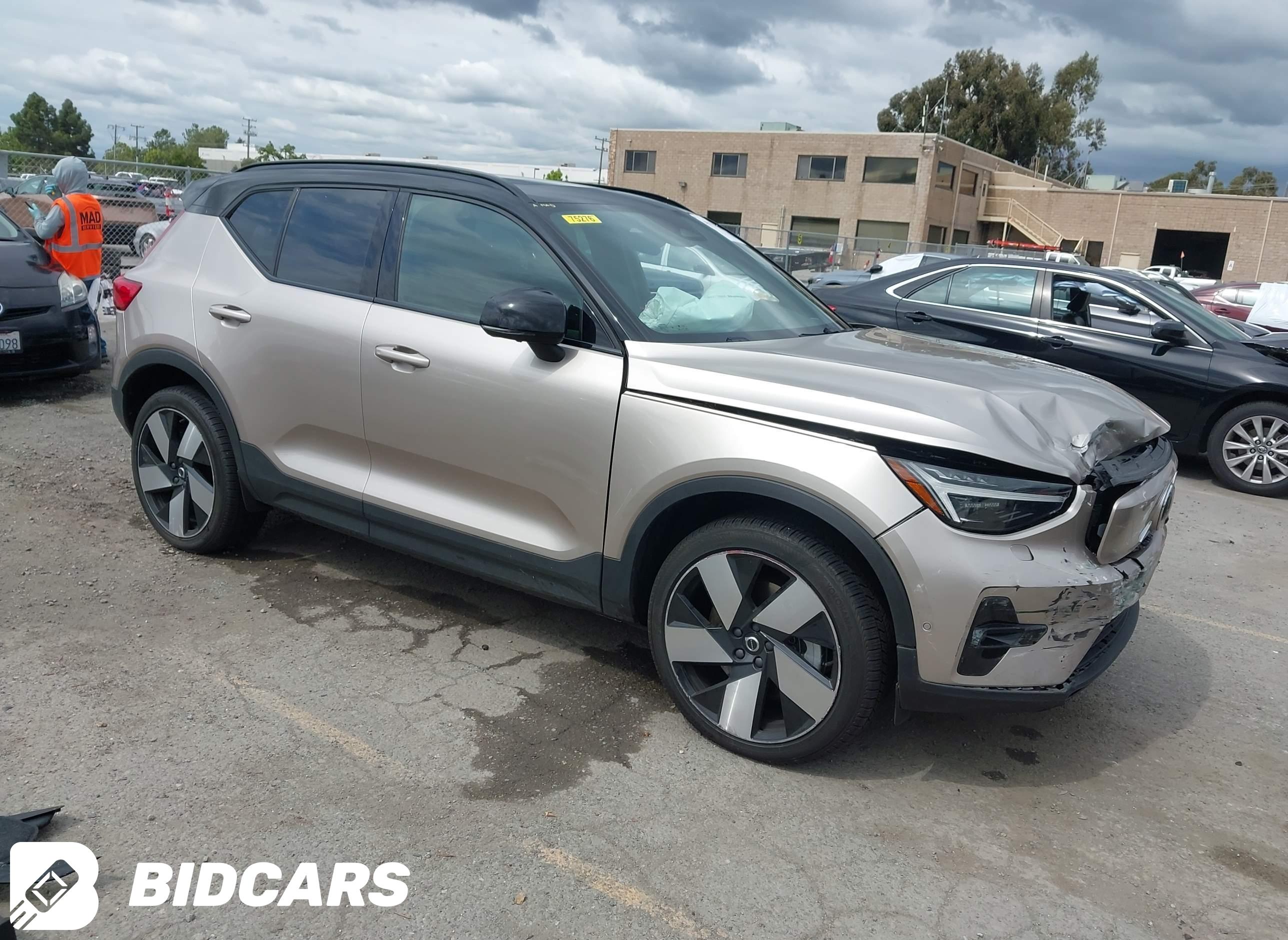 2023 Volvo Xc40 Recharge Pure...
