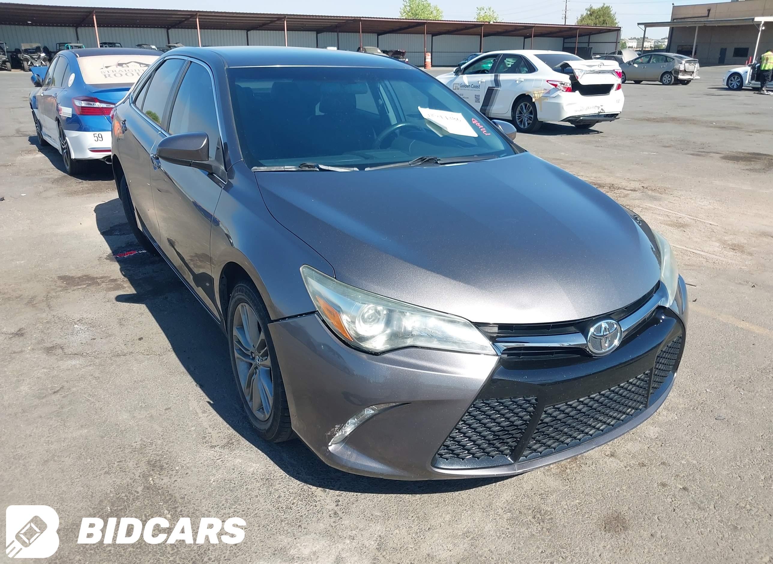 2015 Toyota Camry, SE