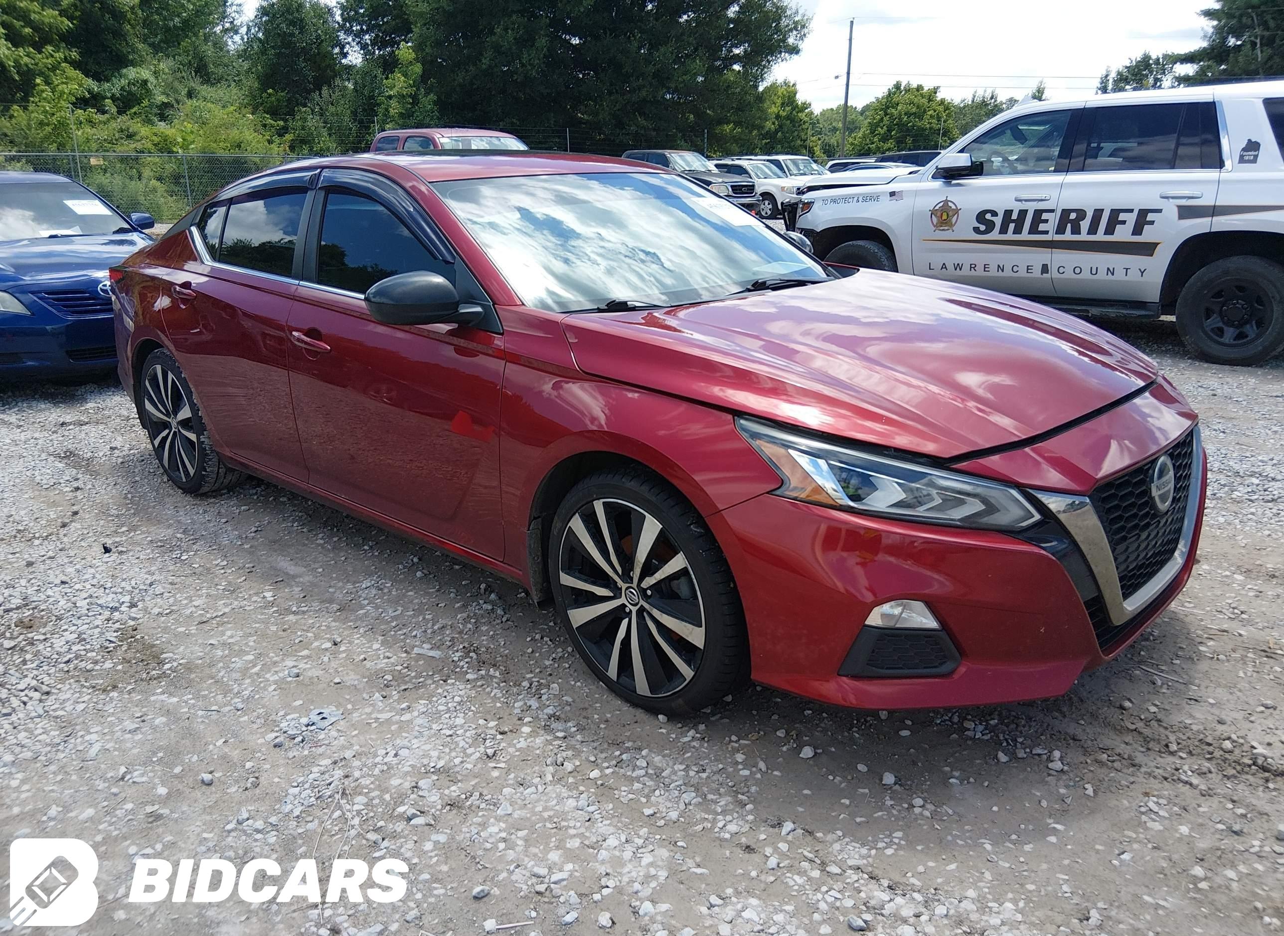 2019 Nissan Altima, 2.5 SR