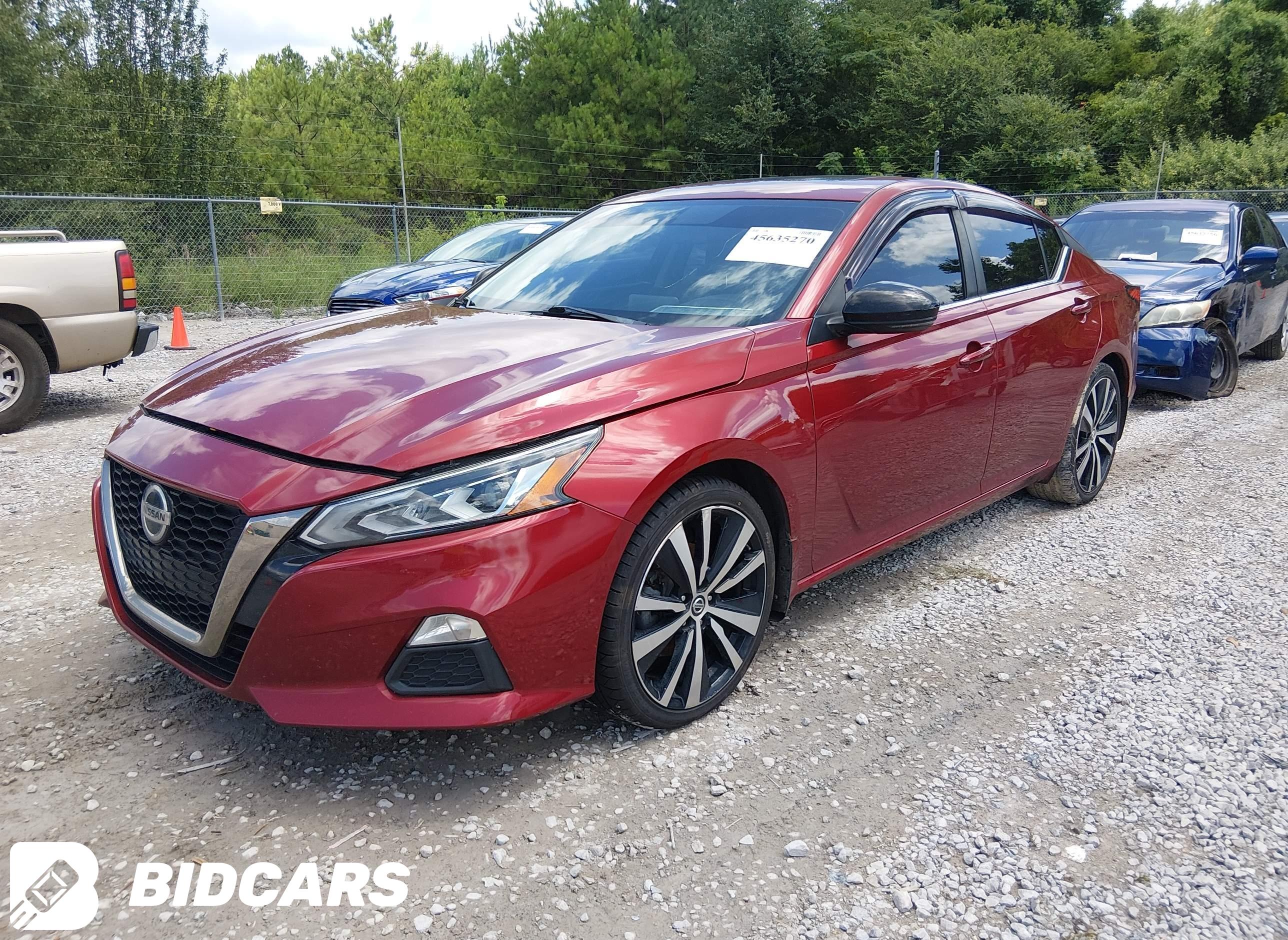 2019 Nissan Altima, 2.5 SR