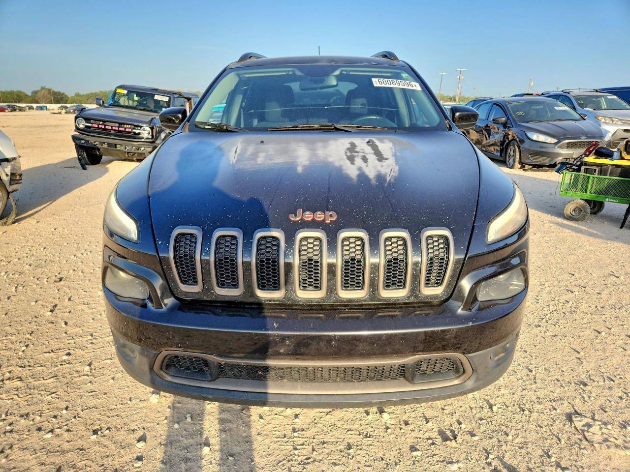 2016 Jeep Cherokee, Latitude
