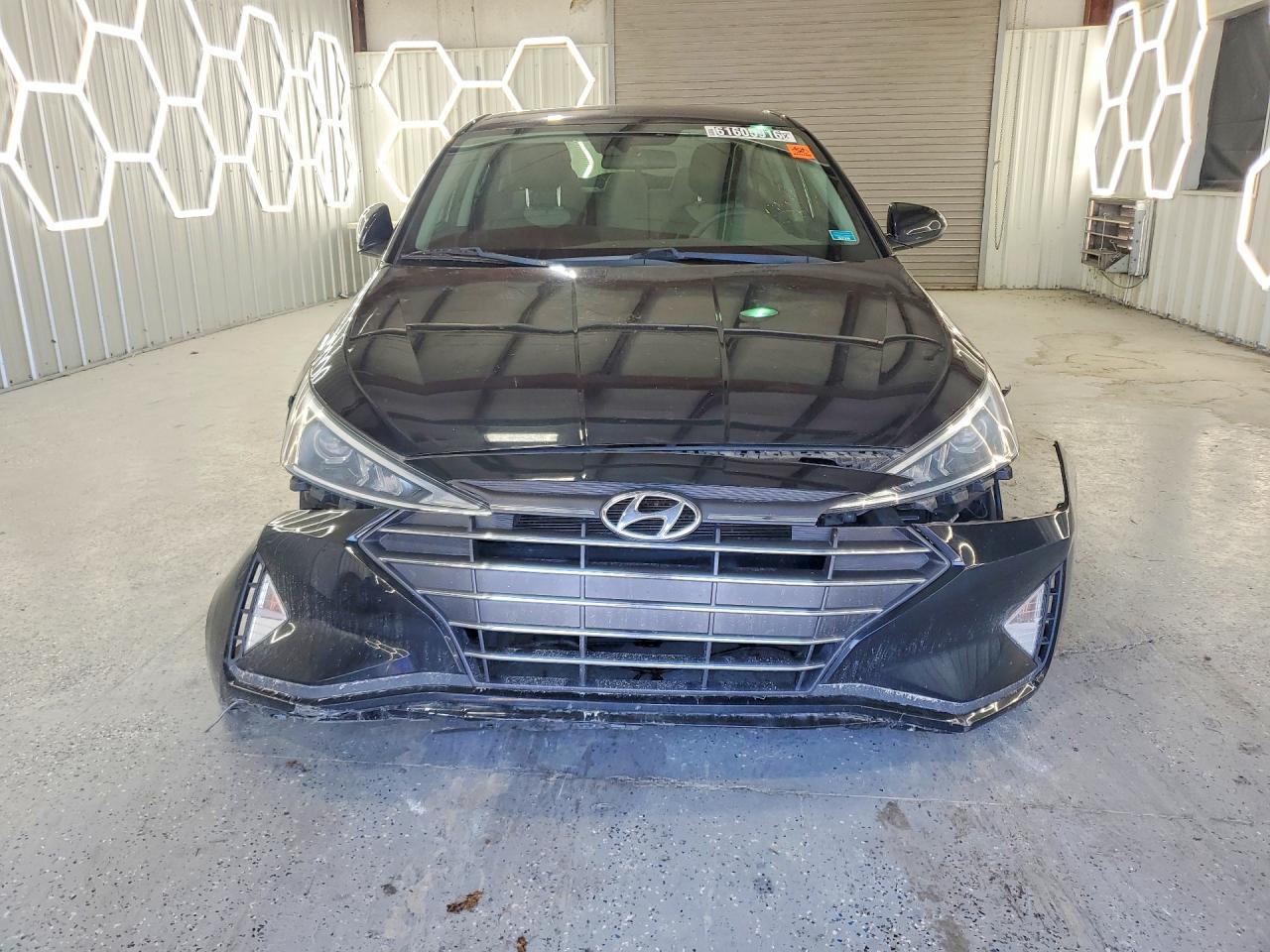2020 Hyundai Elantra, SE