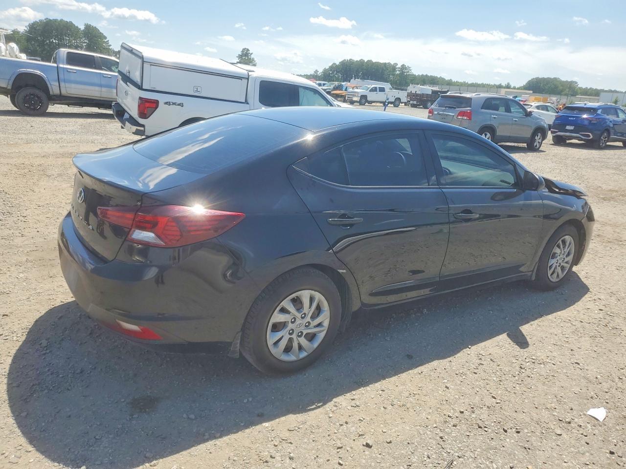 2020 Hyundai Elantra, SE