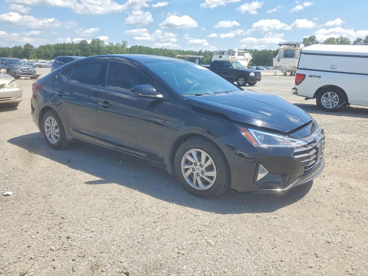 2020 Hyundai Elantra, SE