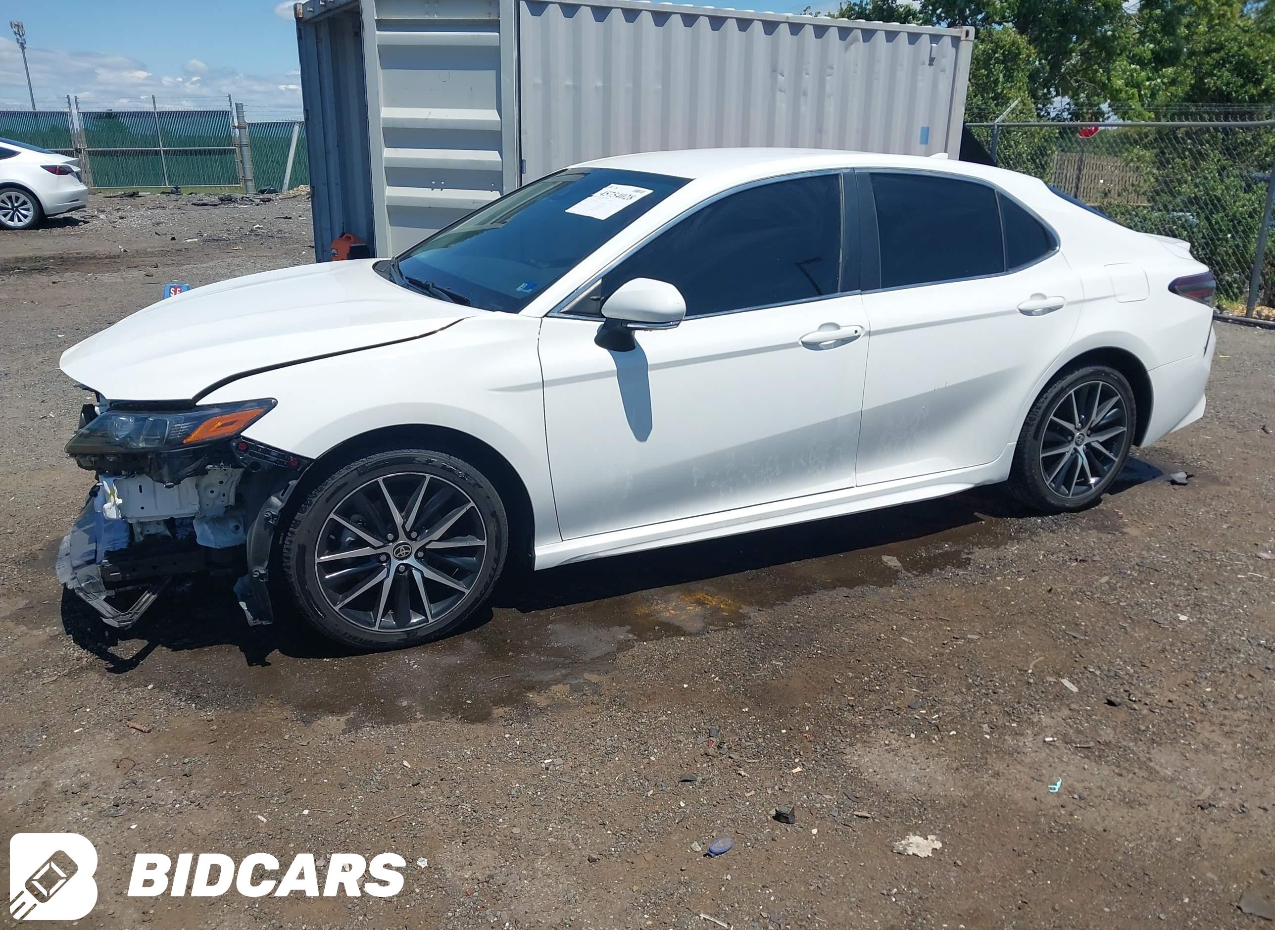 2023 Toyota Camry, SE