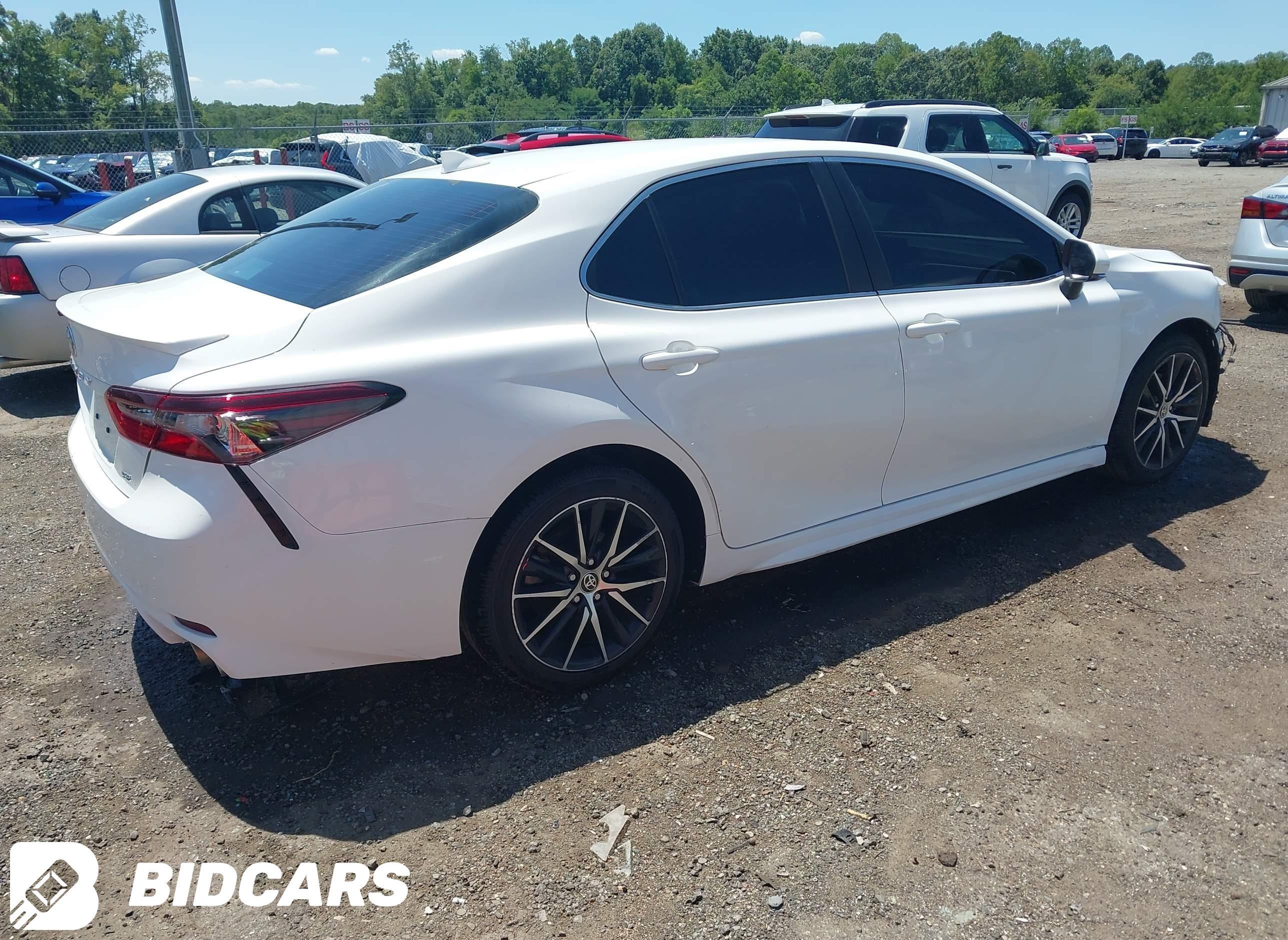 2023 Toyota Camry, SE