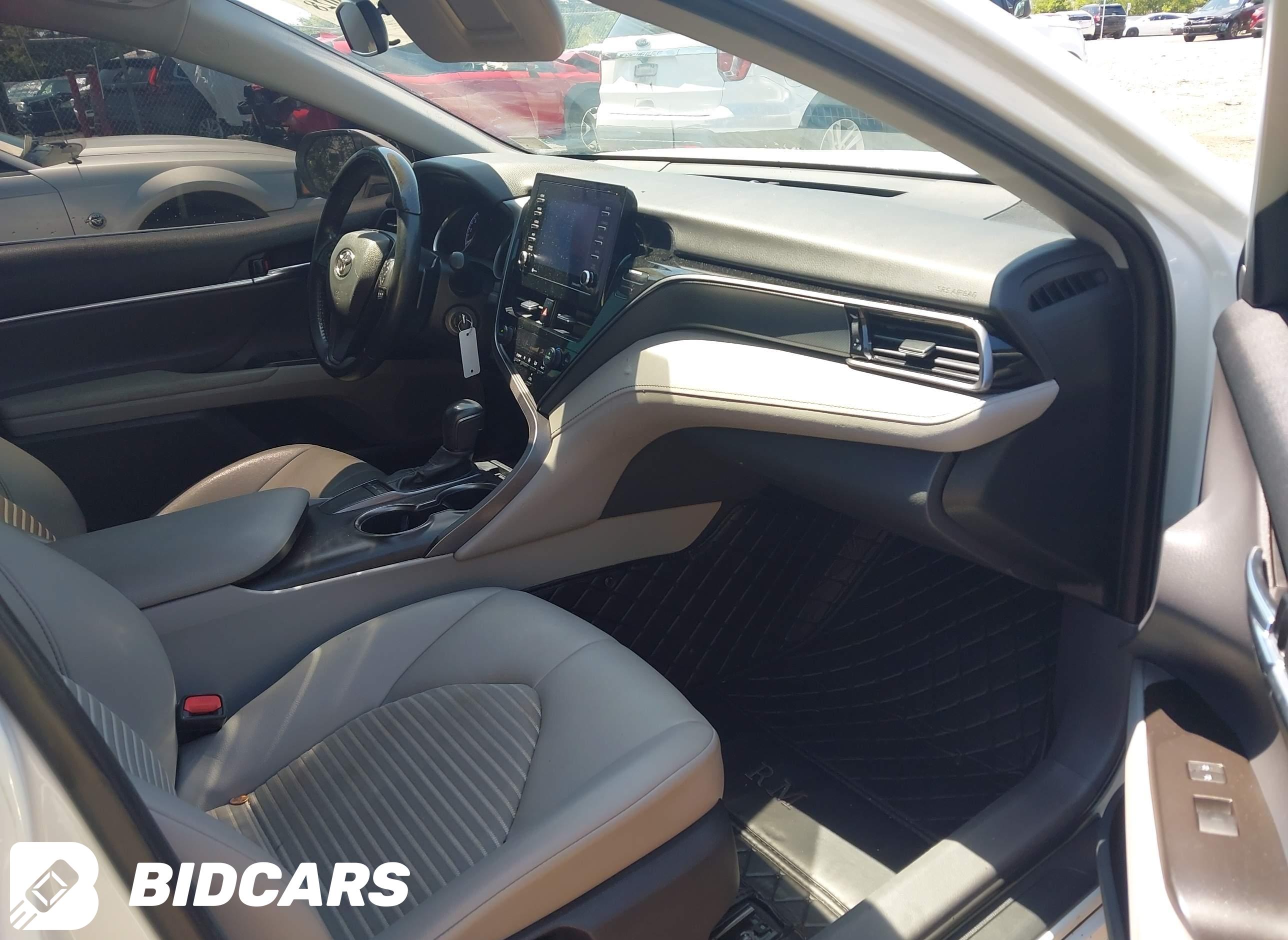 2023 Toyota Camry, SE