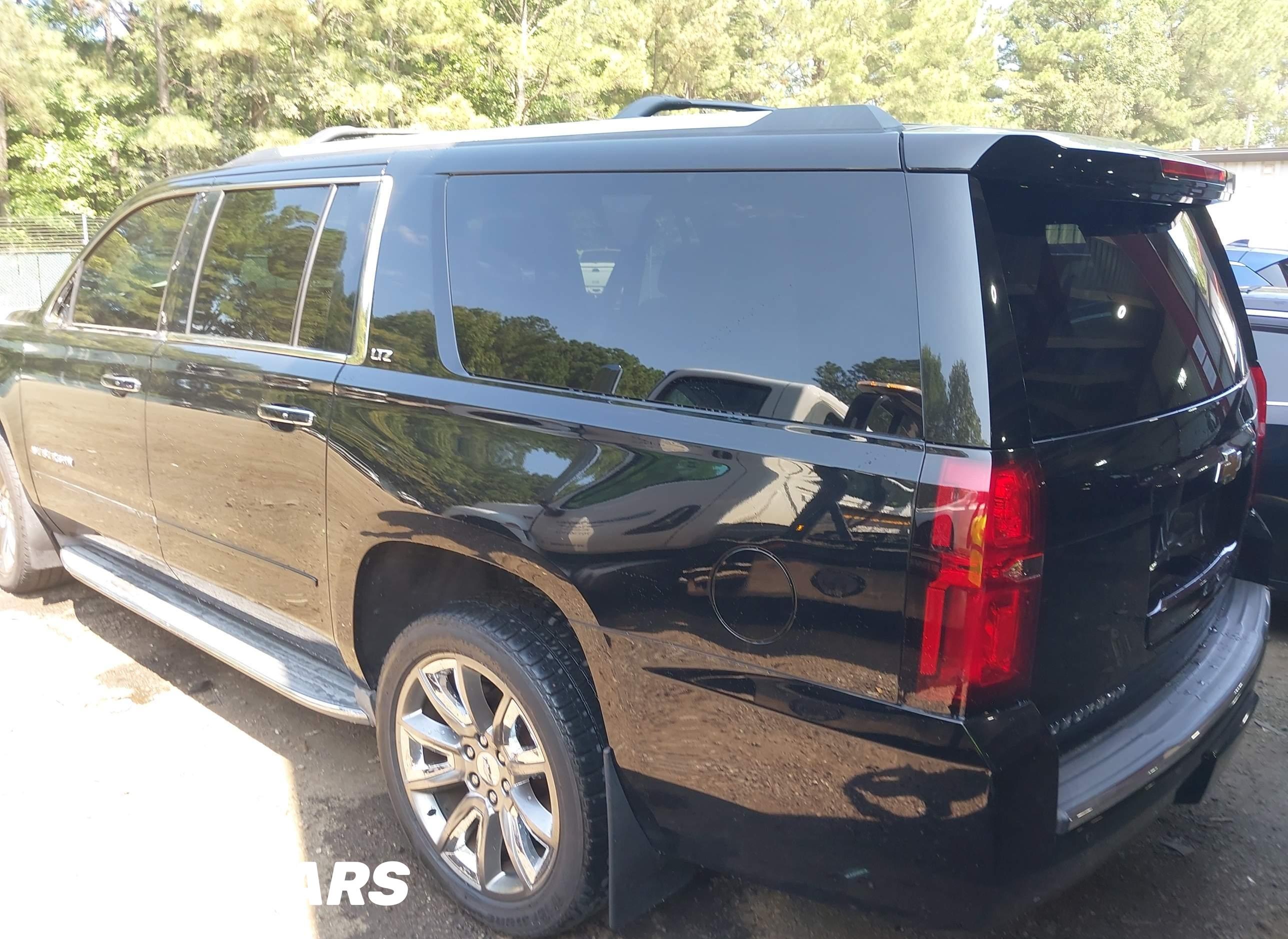 2015 Chevrolet Suburban, Ltz
