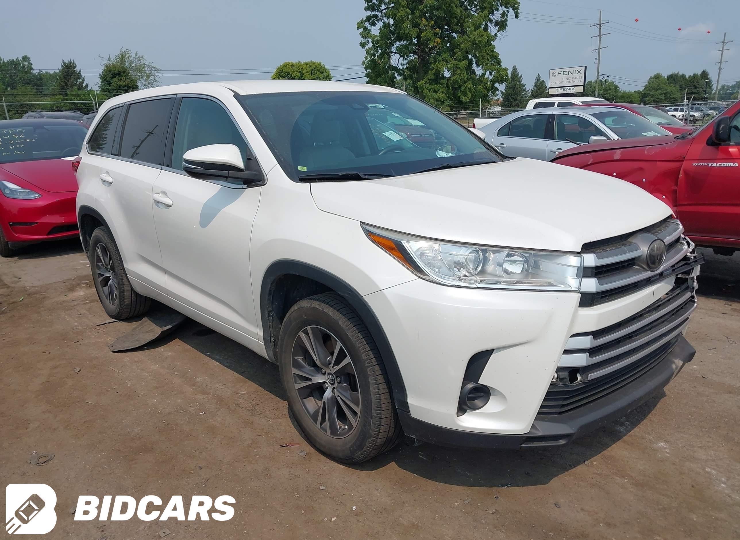 2018 Toyota Highlander, LE