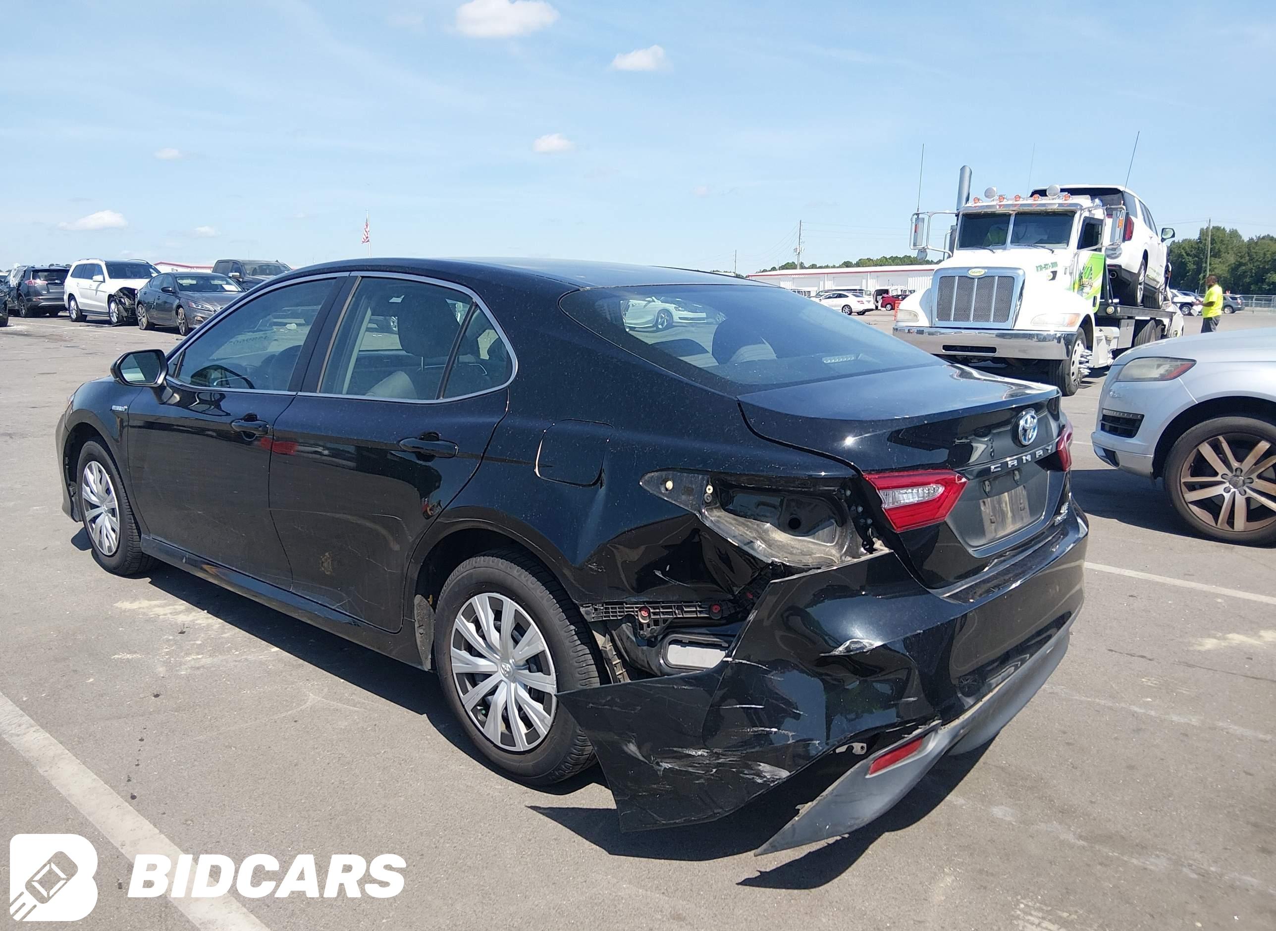 2018 Toyota Camry, Hybrid LE
