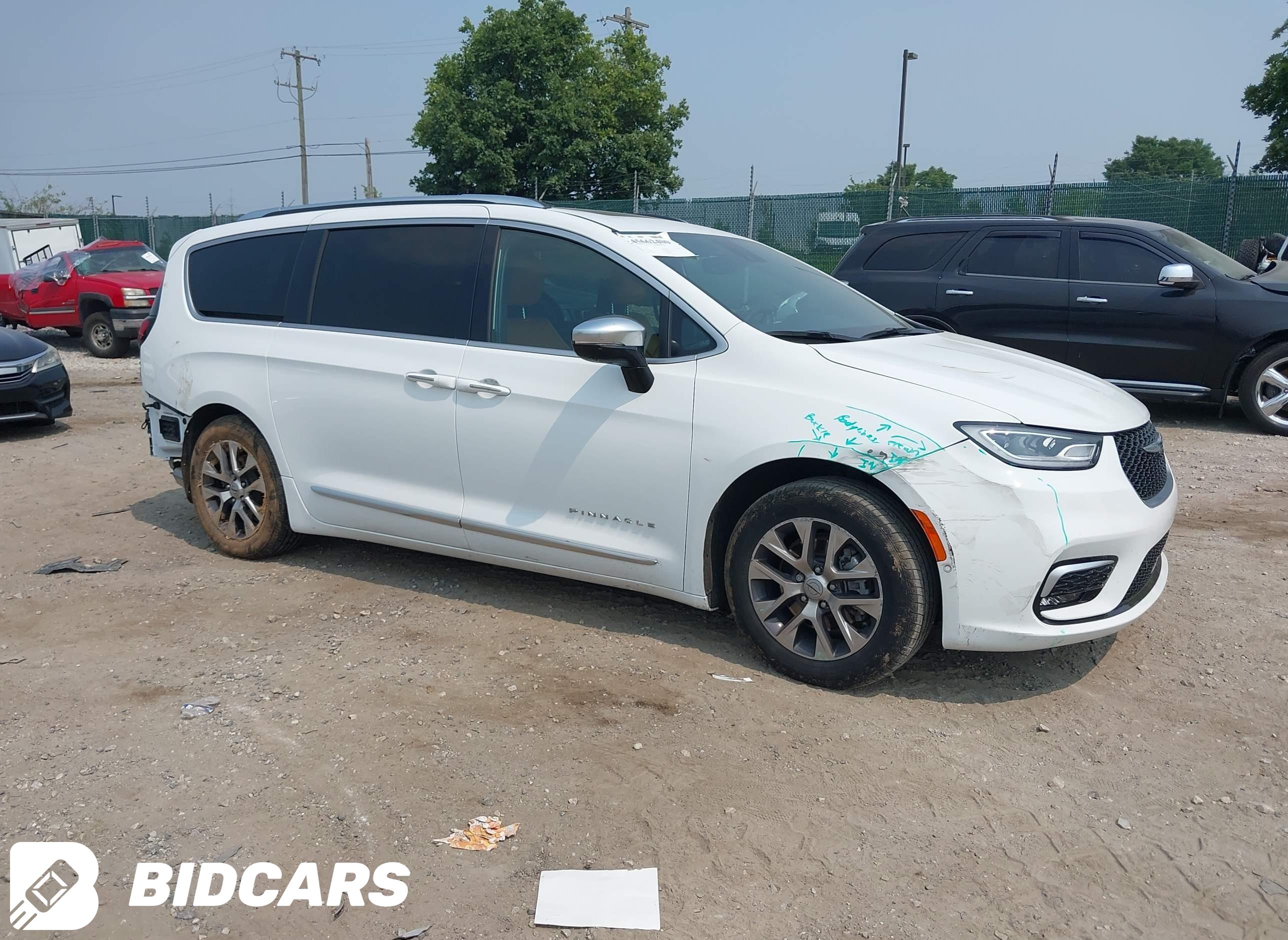 2023 Chrysler Pacifica Hybrid...