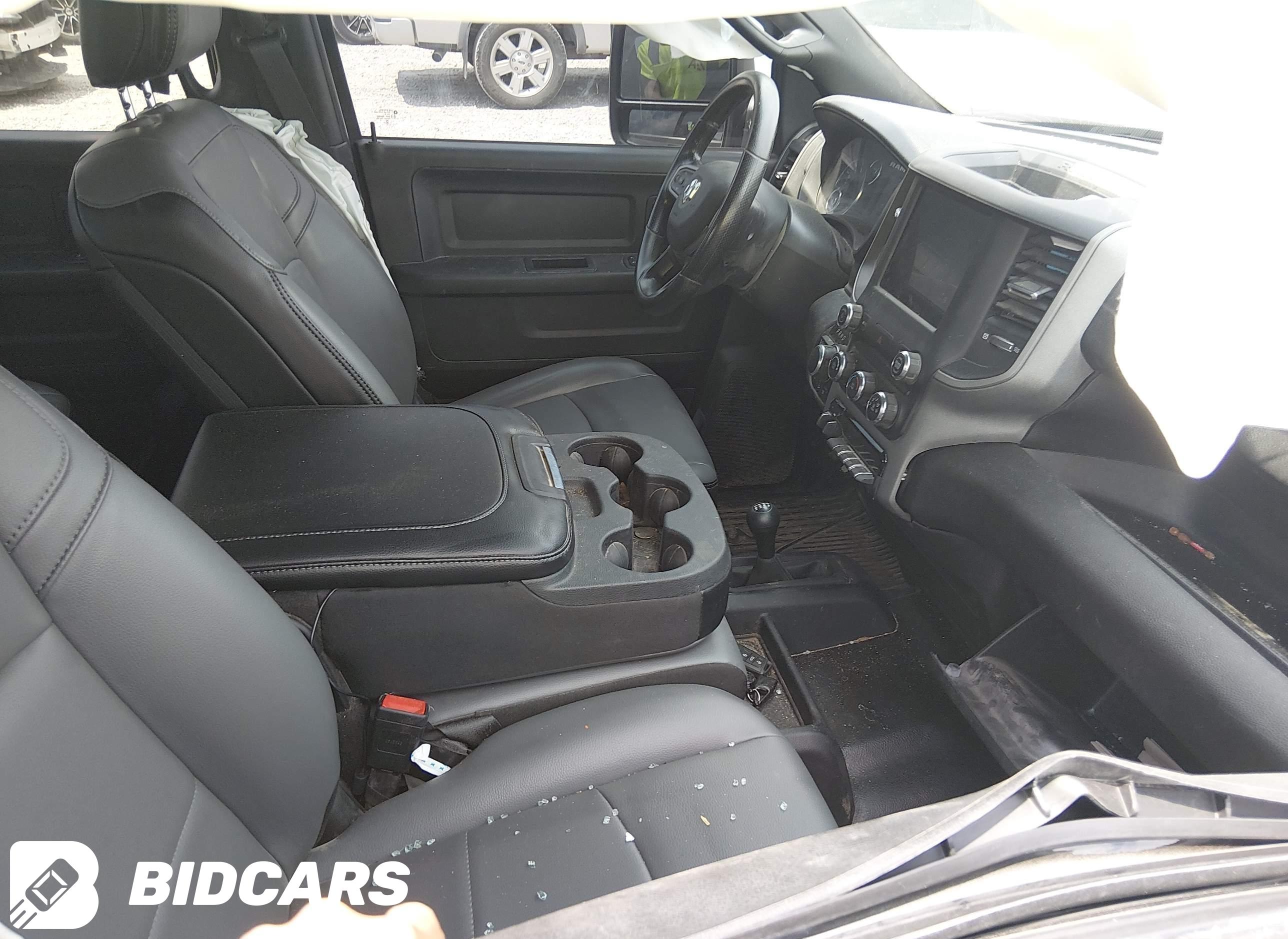 2024 RAM 2500, Tradesman  4X4...