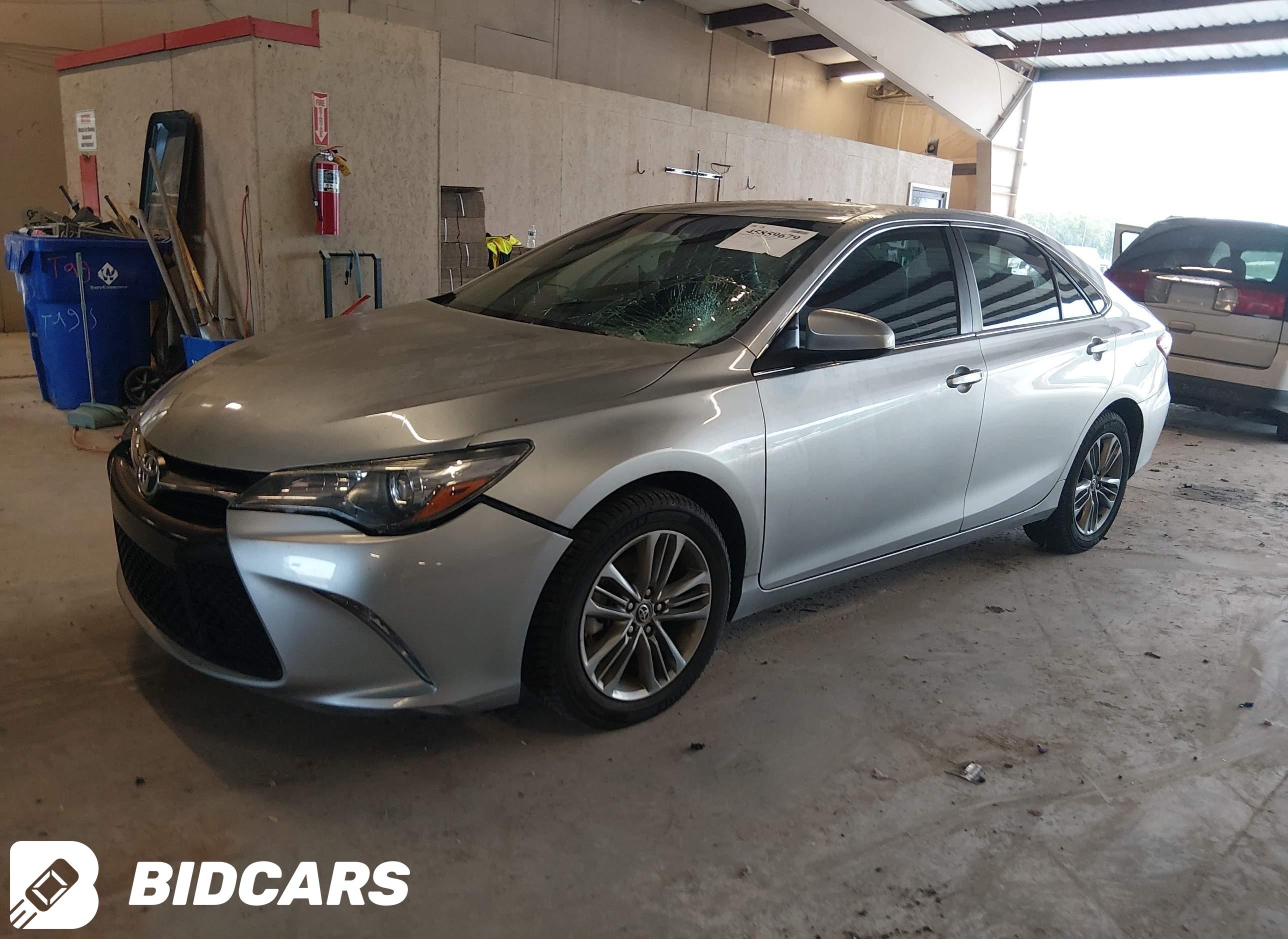 2017 Toyota Camry, SE