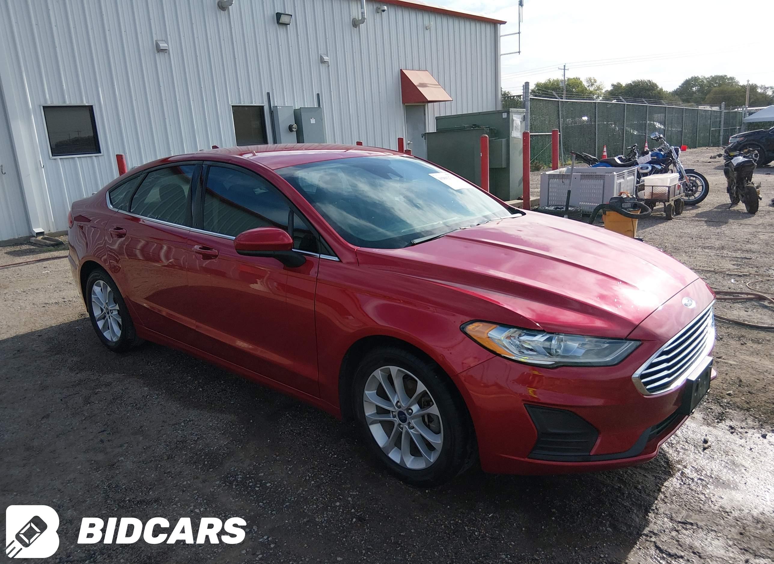 2020 Ford Fusion, SE