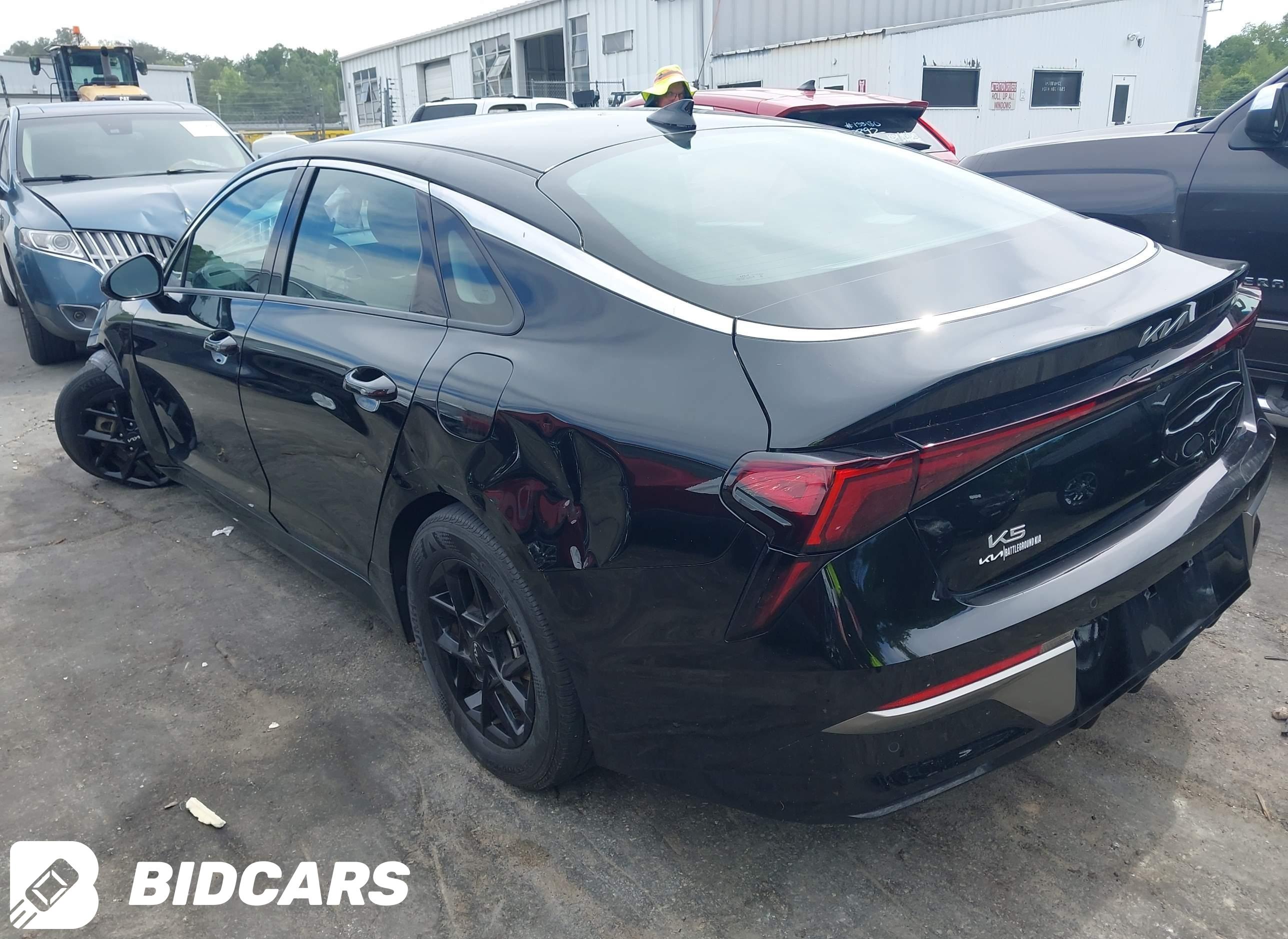 2025 KIA K5, Lxs
