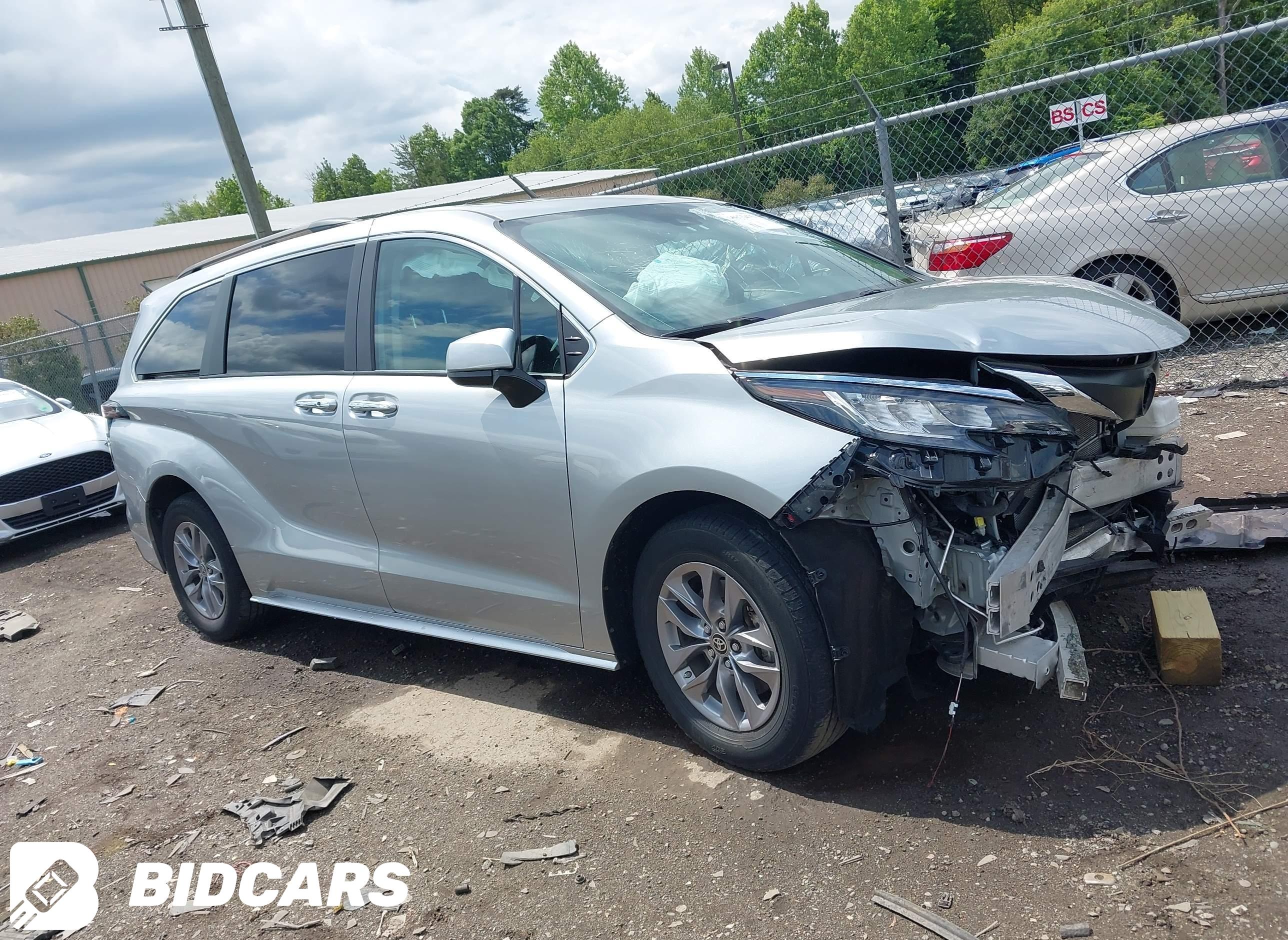 2023 Toyota Sienna, Xle