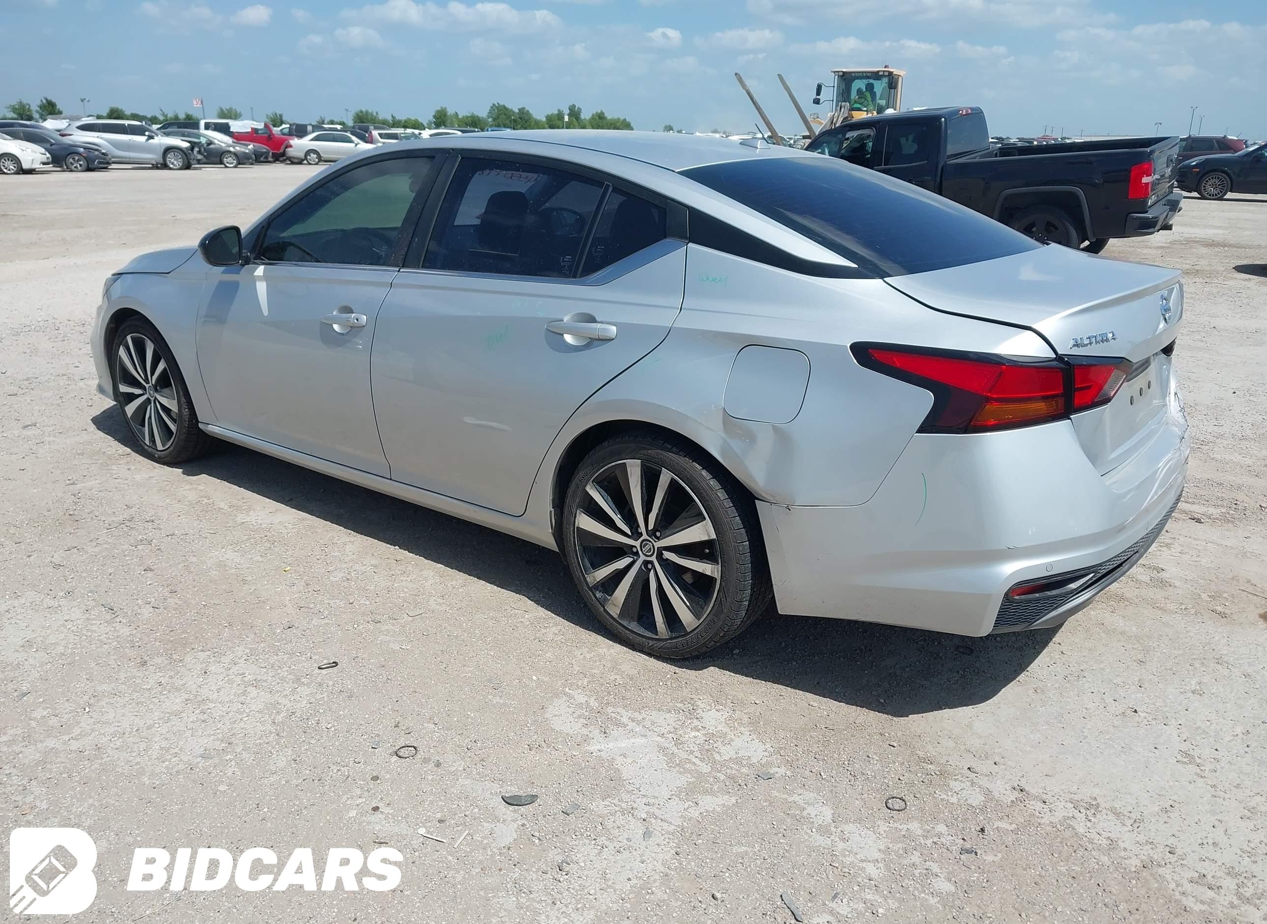 2020 Nissan Altima, Sr Fwd
