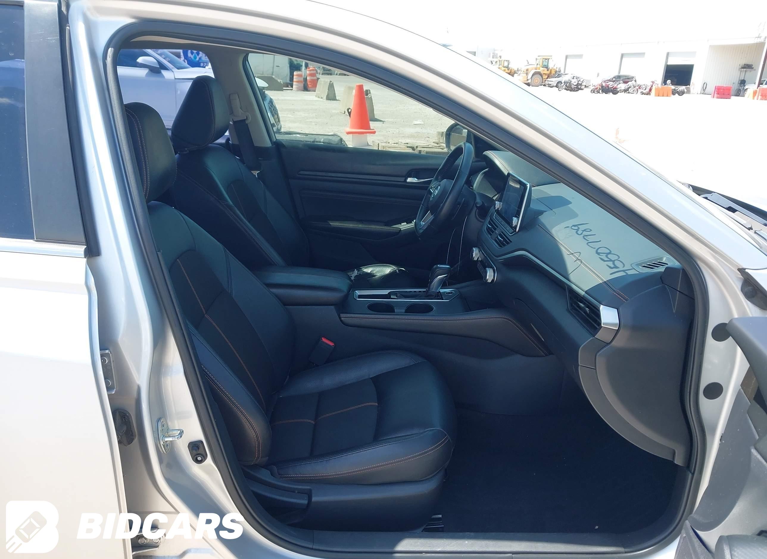 2020 Nissan Altima, Sr Fwd