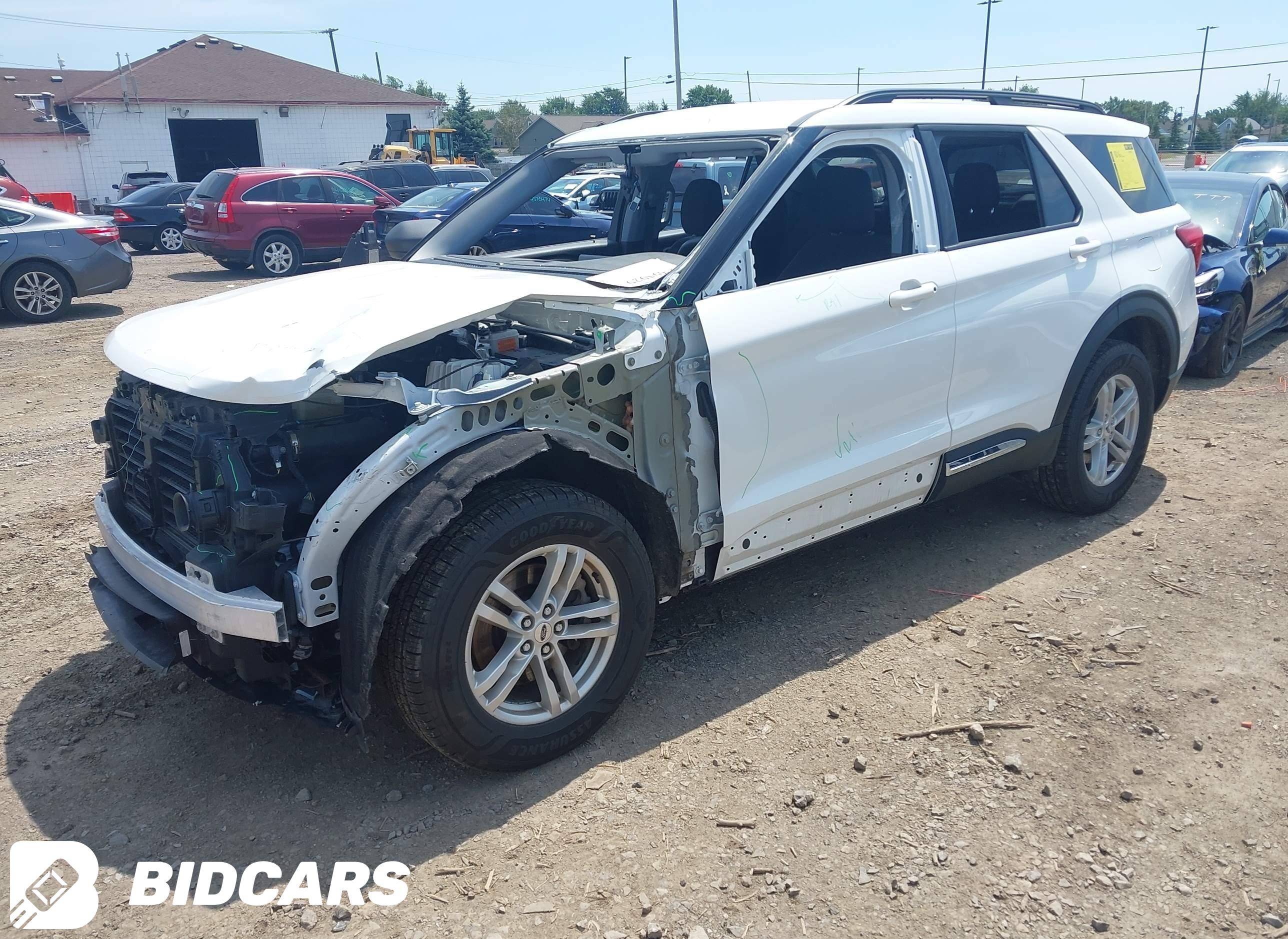 2022 Ford Explorer, Xlt