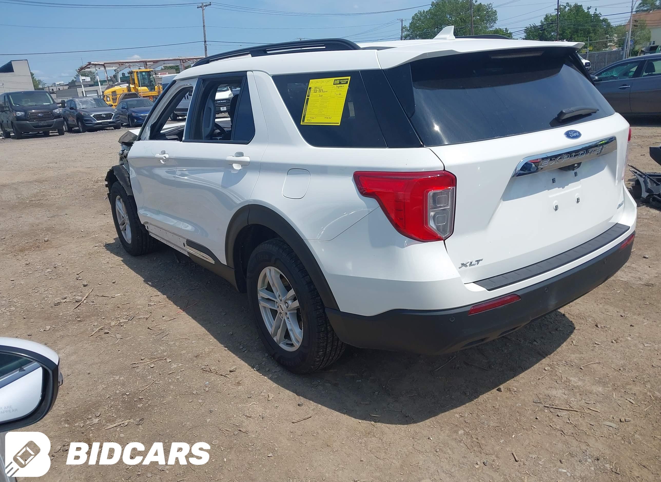 2022 Ford Explorer, Xlt