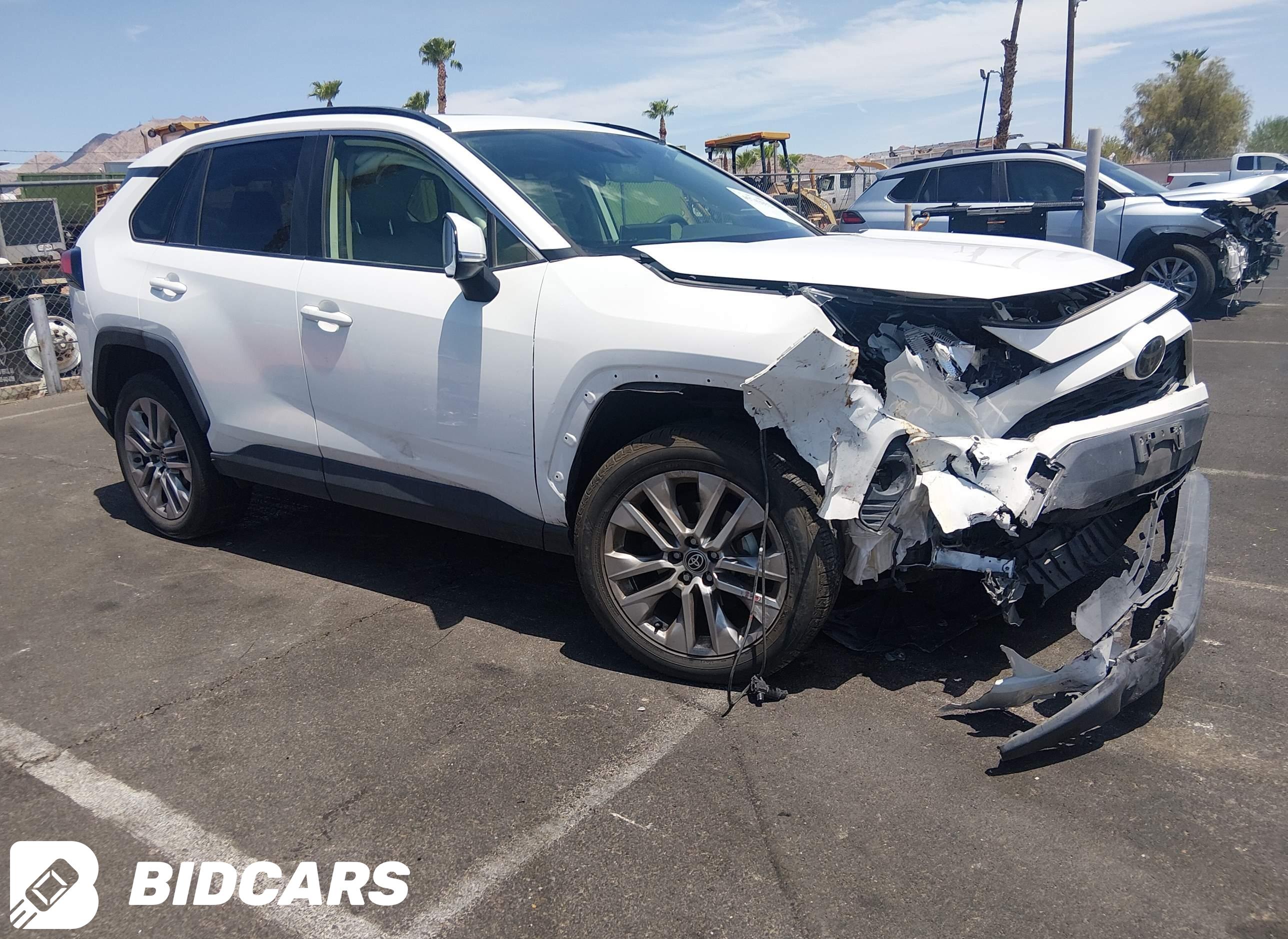 2020 Toyota RAV4, Xle Premium