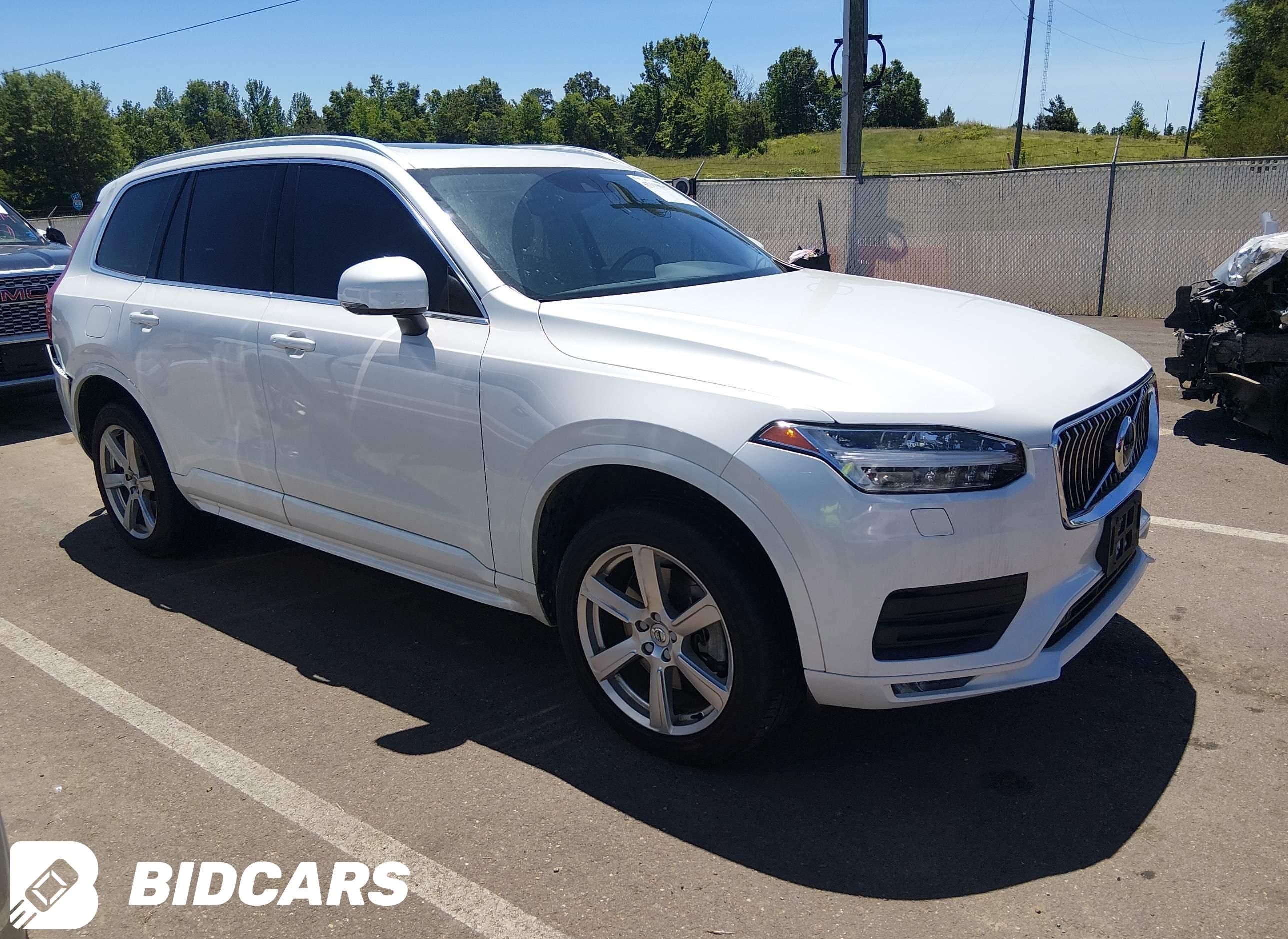 2021 Volvo XC90, T6 Momentum...