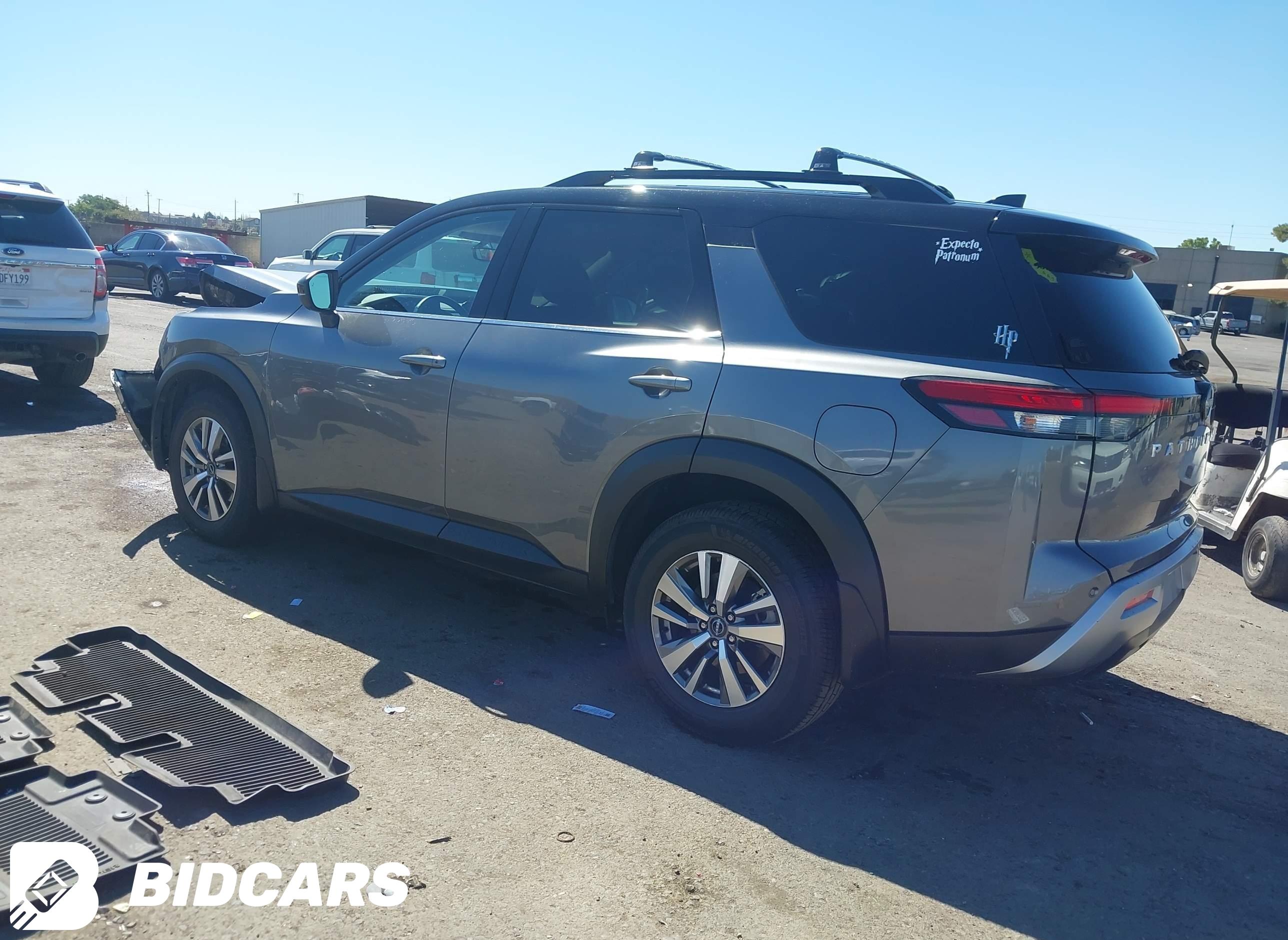 2023 Nissan Pathfinder, Sl 4Wd