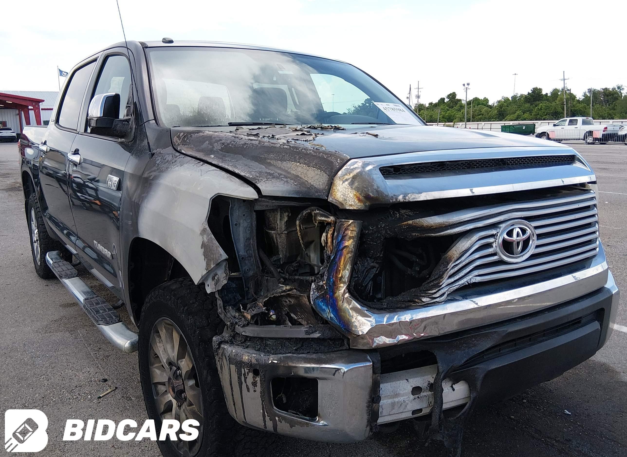 2017 Toyota Tundra, Limited 5...