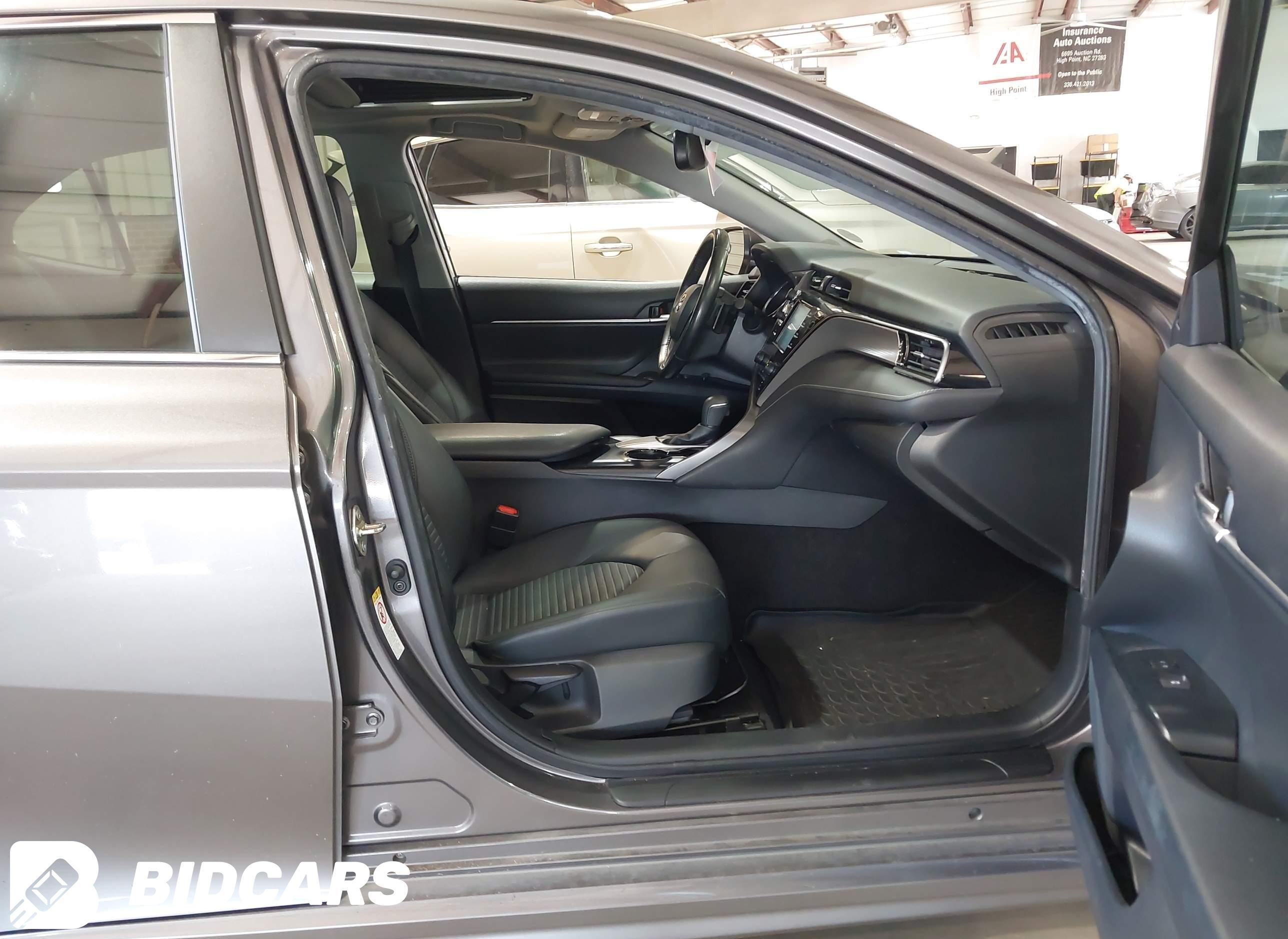 2019 Toyota Camry, SE