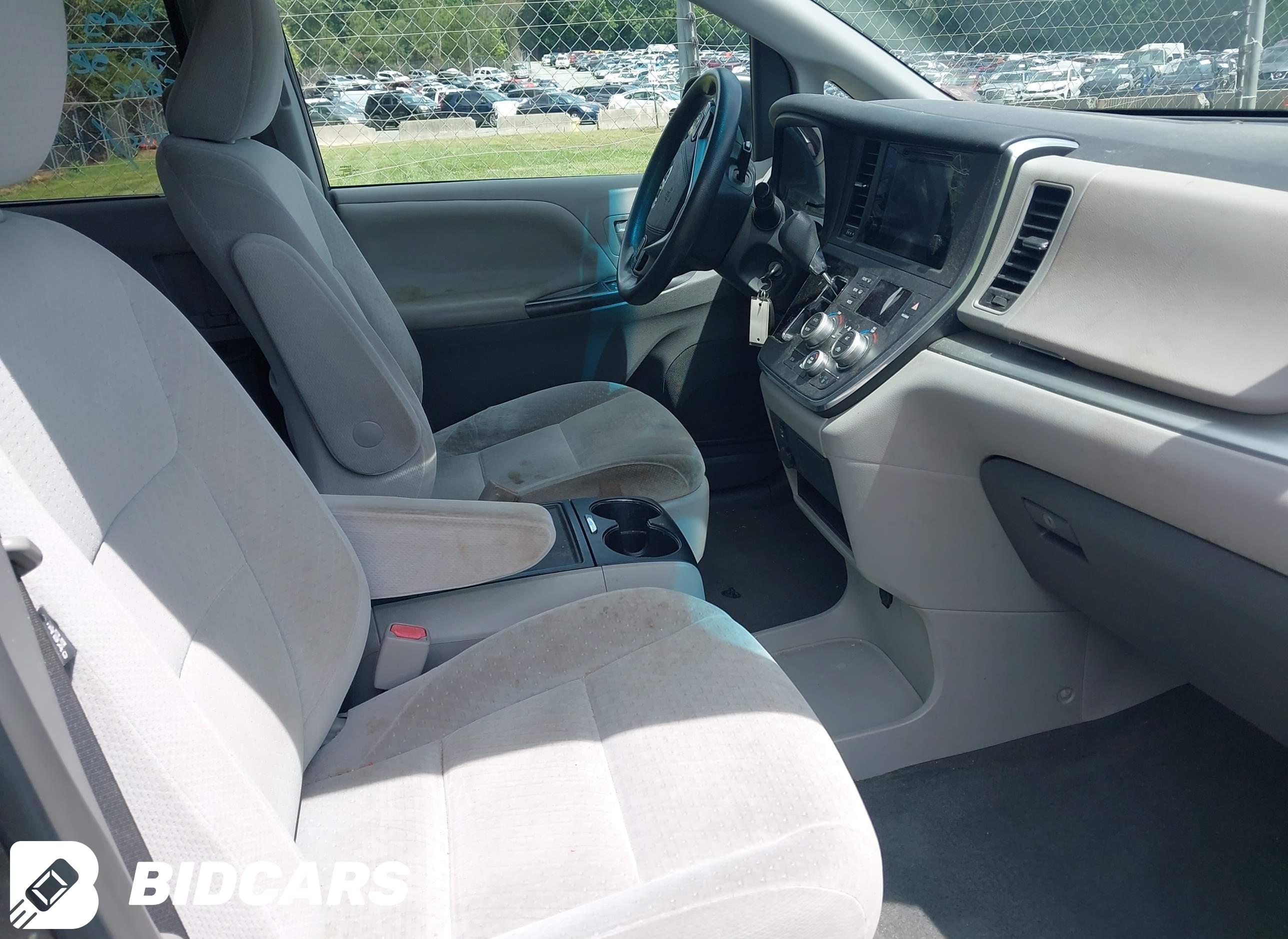 2015 Toyota Sienna, Le 8 Pass...