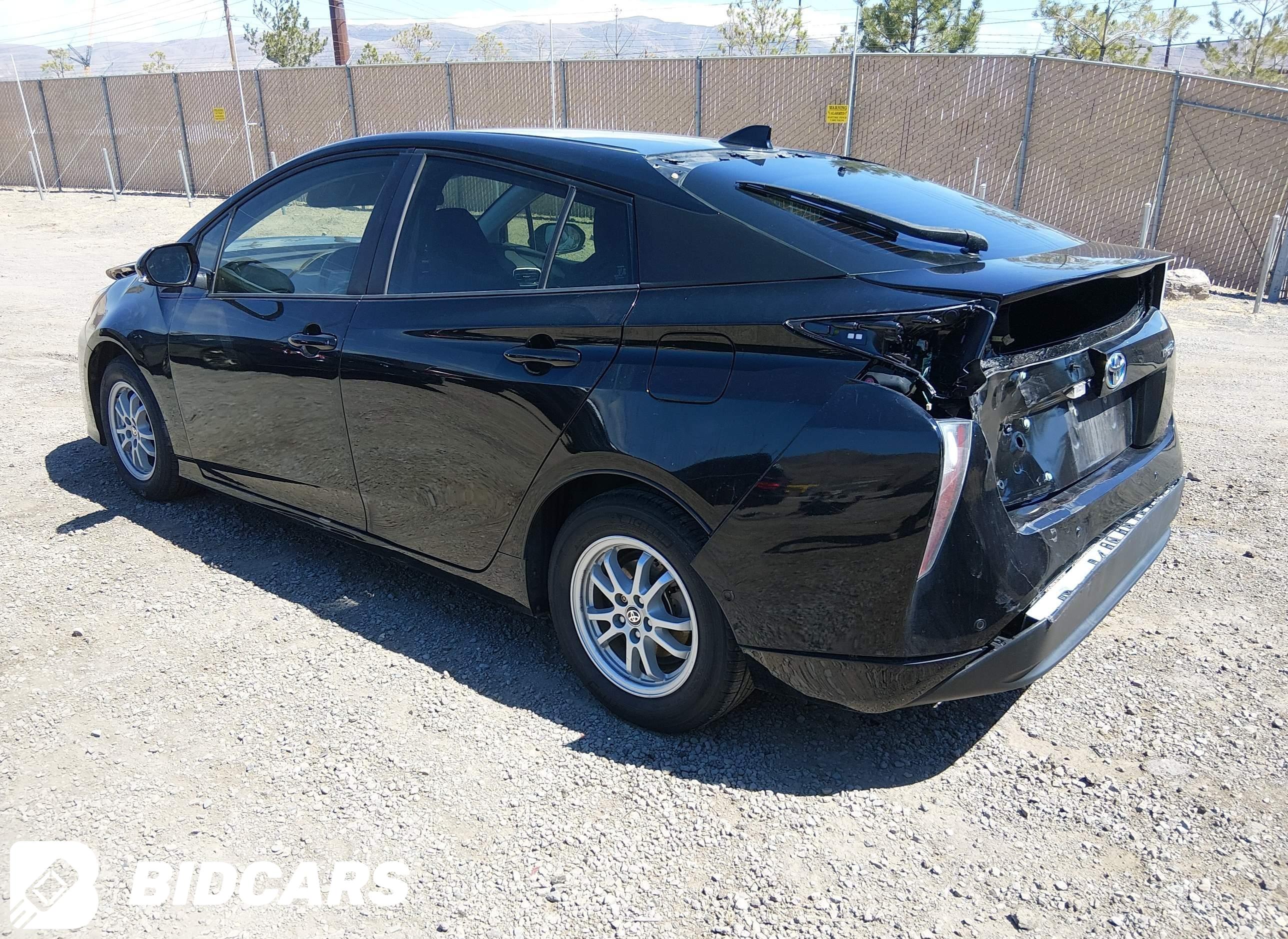 2017 Toyota Prius, Three